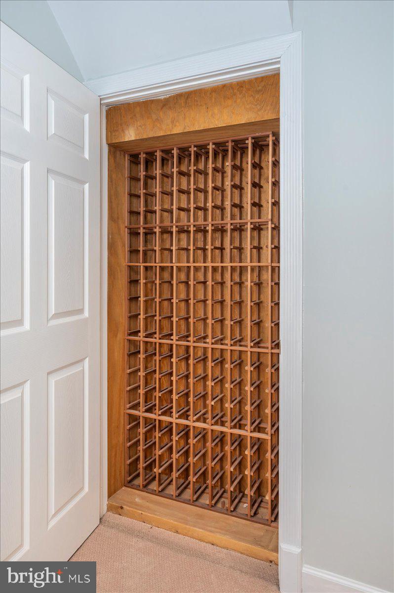 HOLLINRIDGE - Residential