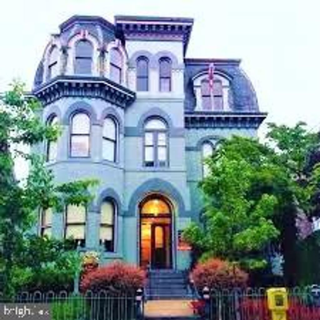 Photo of 439 N Duke St #4, LANCASTER, PA 17602 (MLS # PALA2082272)