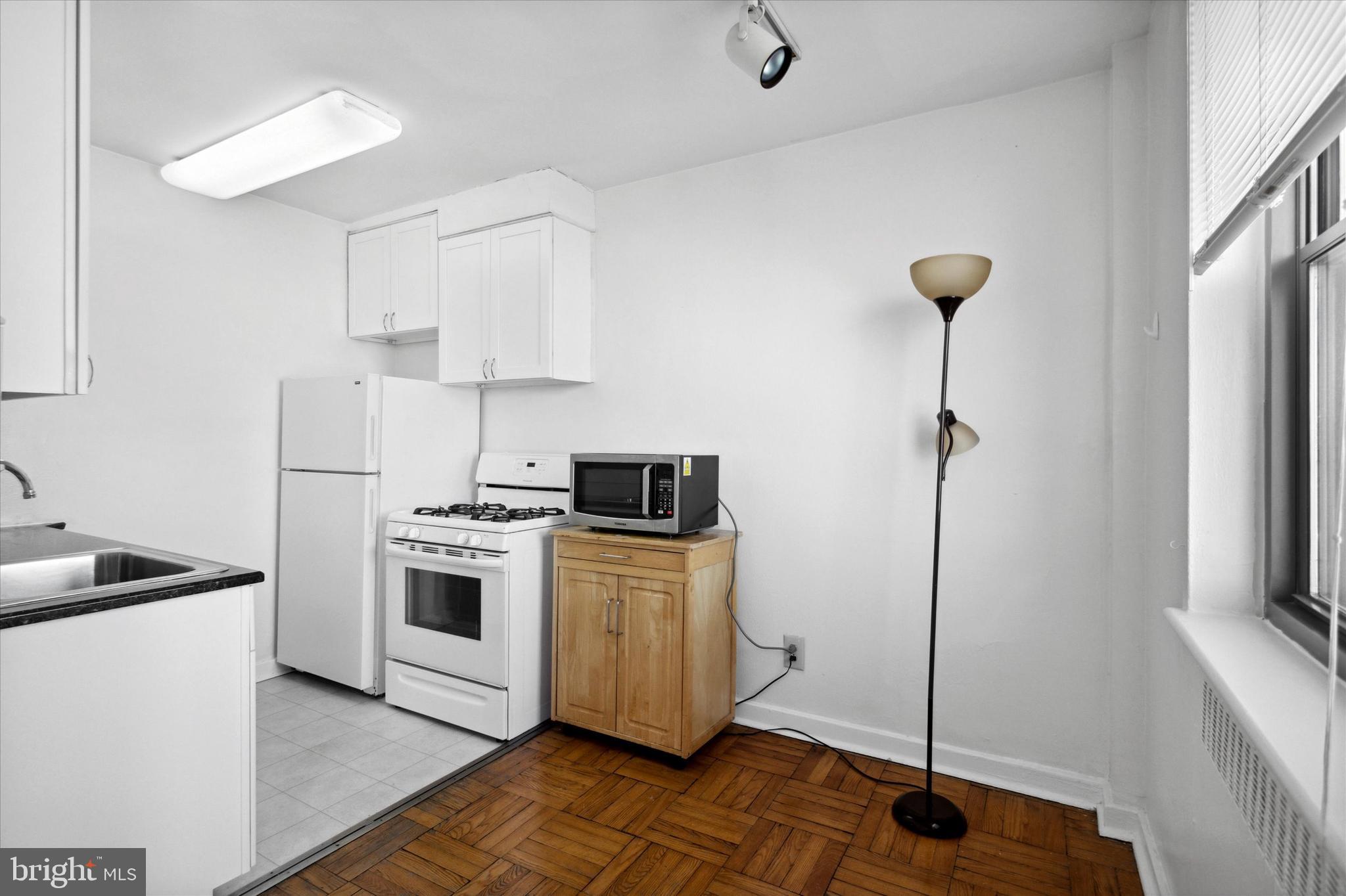 ART MUSEUM AREA - Residential