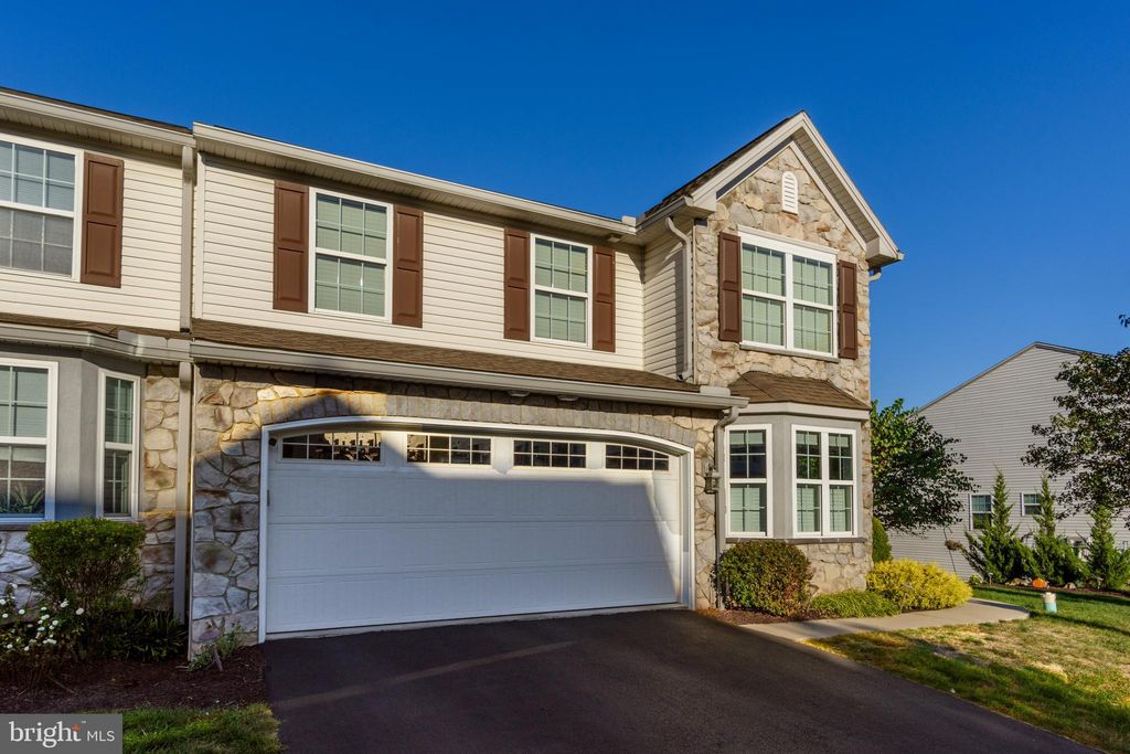 Photo of 4631 Hamlin Lane, HARRISBURG, PA 17110 (MLS # PADA2049934)
