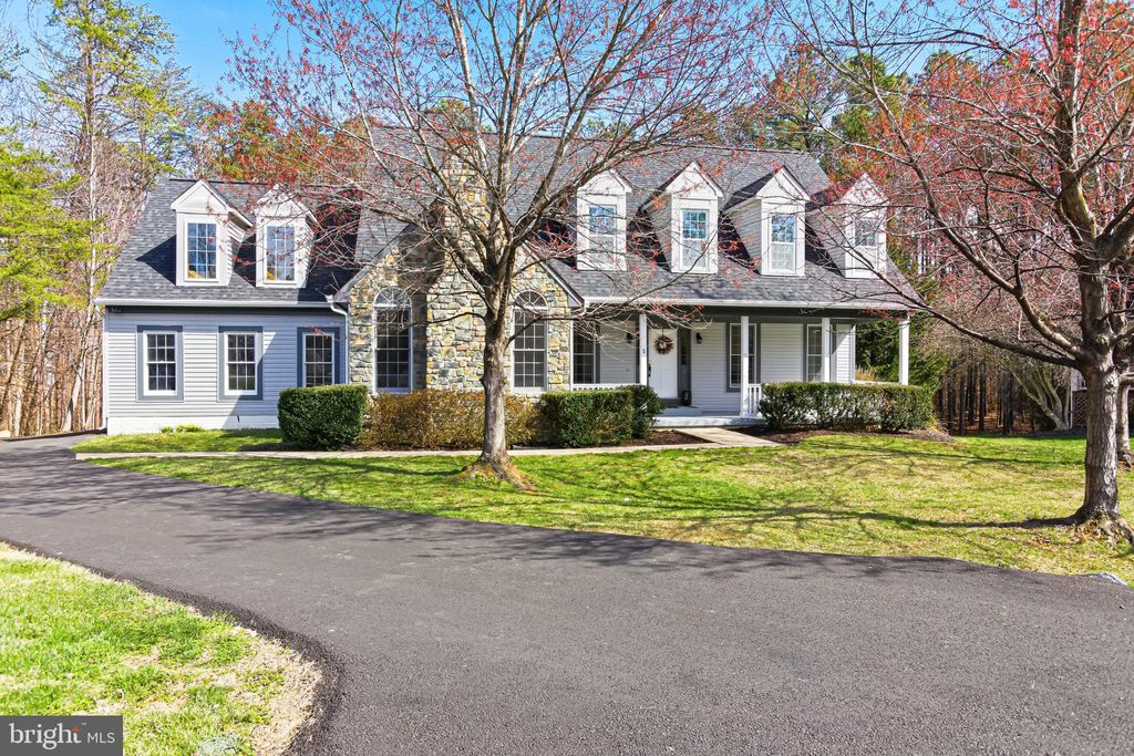 Photo of 5 Engles Court, STAFFORD, VA 22554 (MLS # VAST2047196)