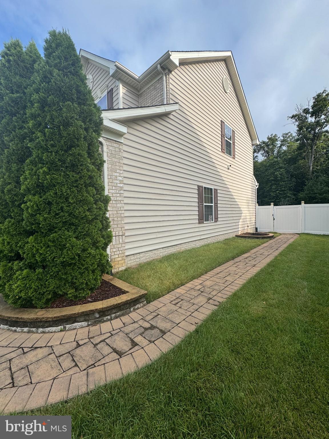 2960 KINCAID DRIVE