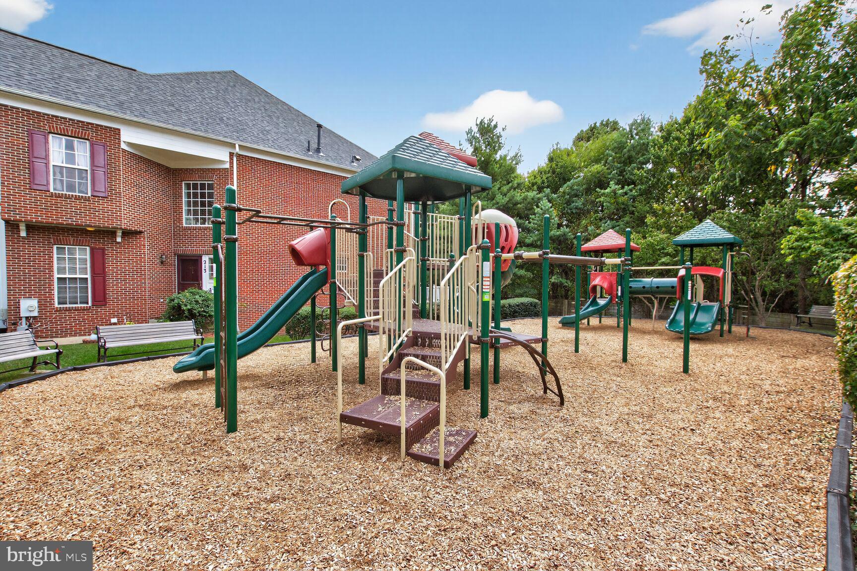 QUINCE ORCHARD PARK - Residential Lease