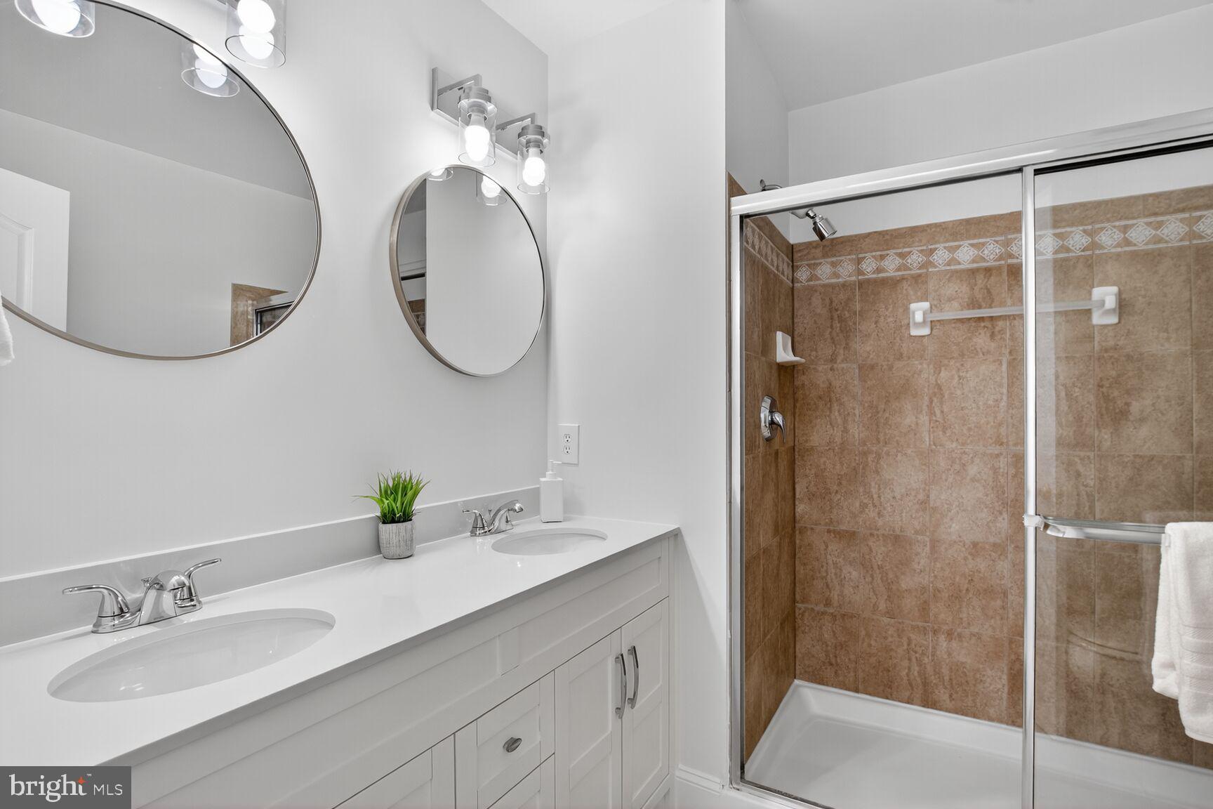 QUINCE ORCHARD PARK - Residential Lease