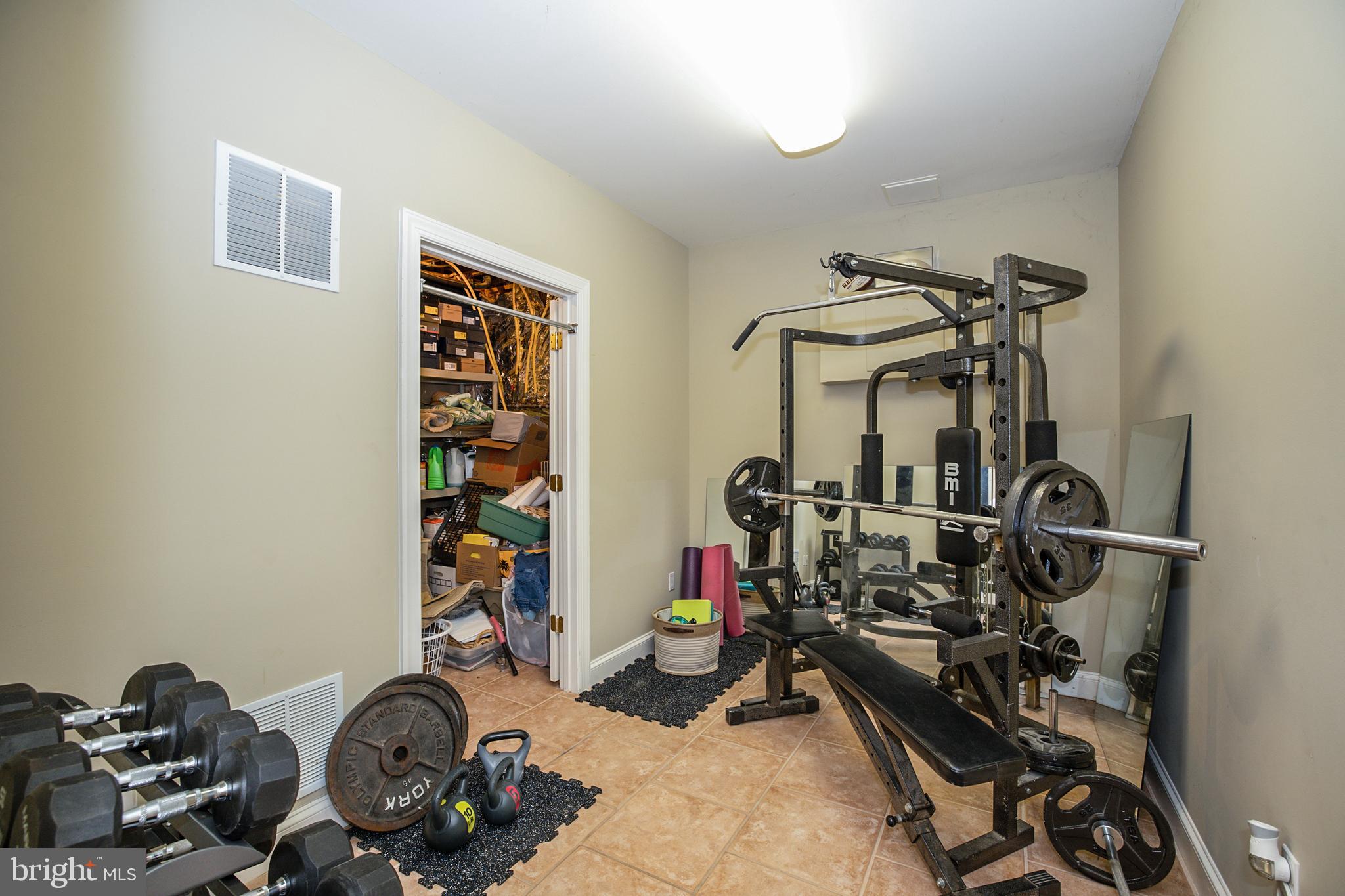 FOLKSTONE - Residential