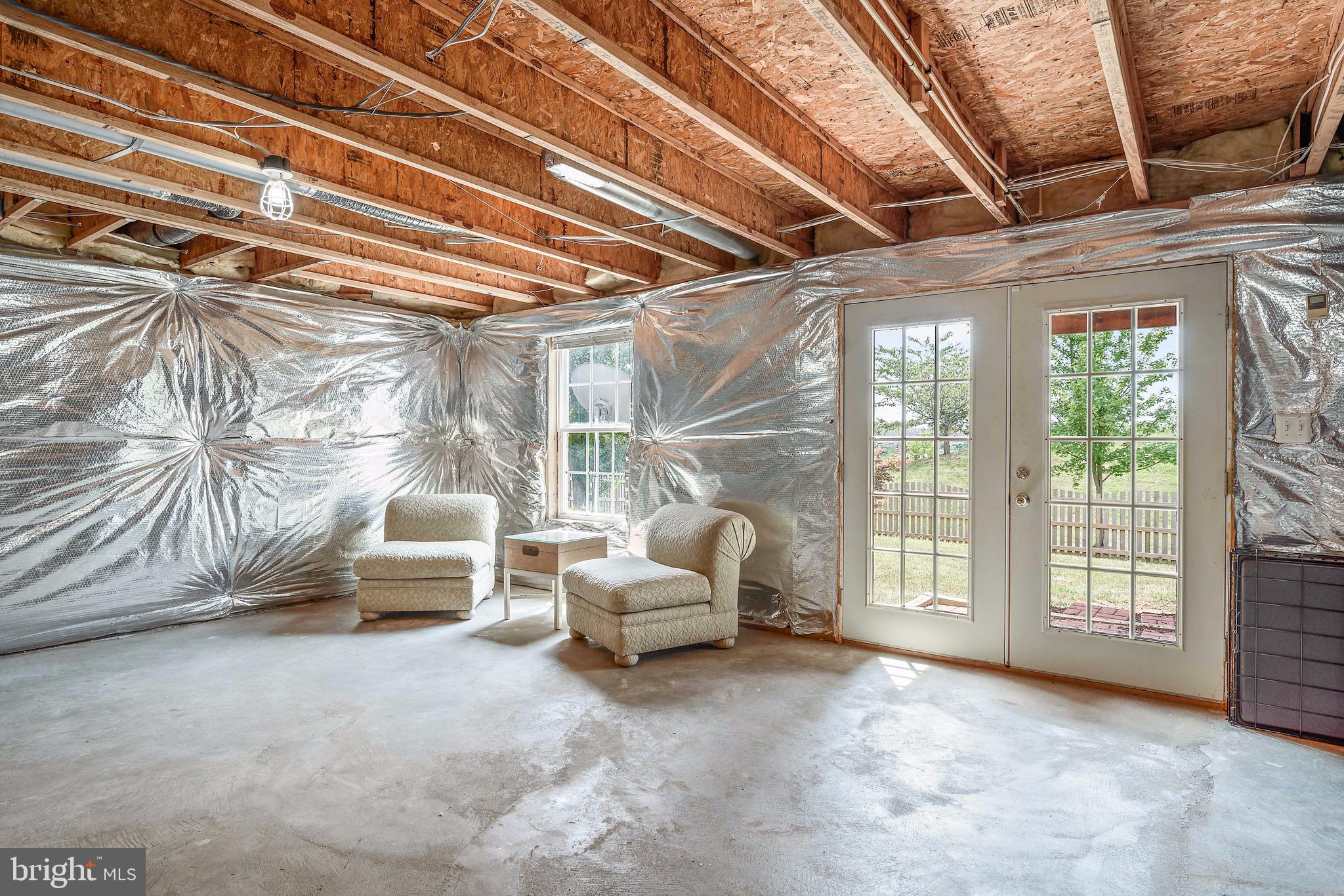 POTOMAC CROSSING - Residential