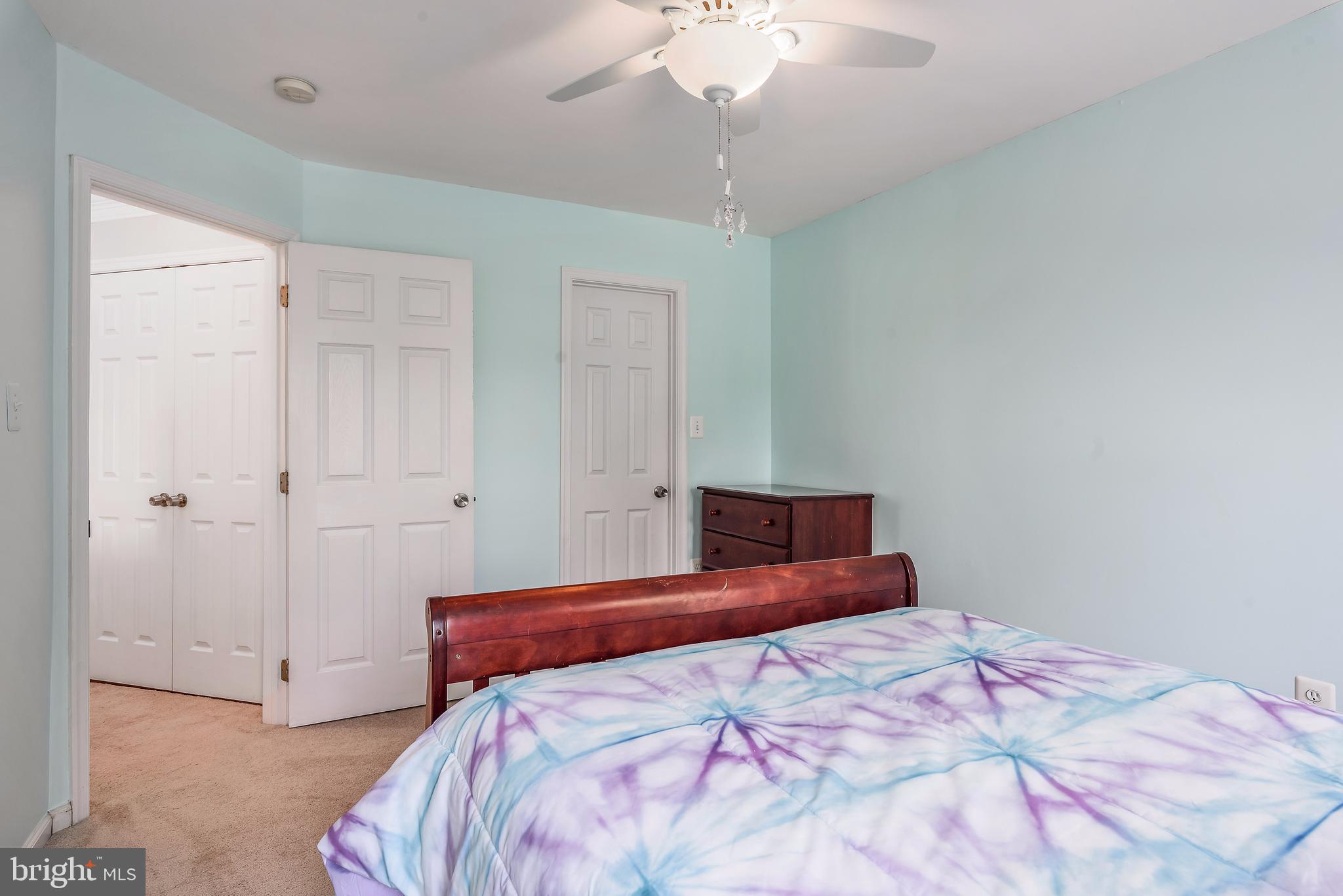 POTOMAC CROSSING - Residential