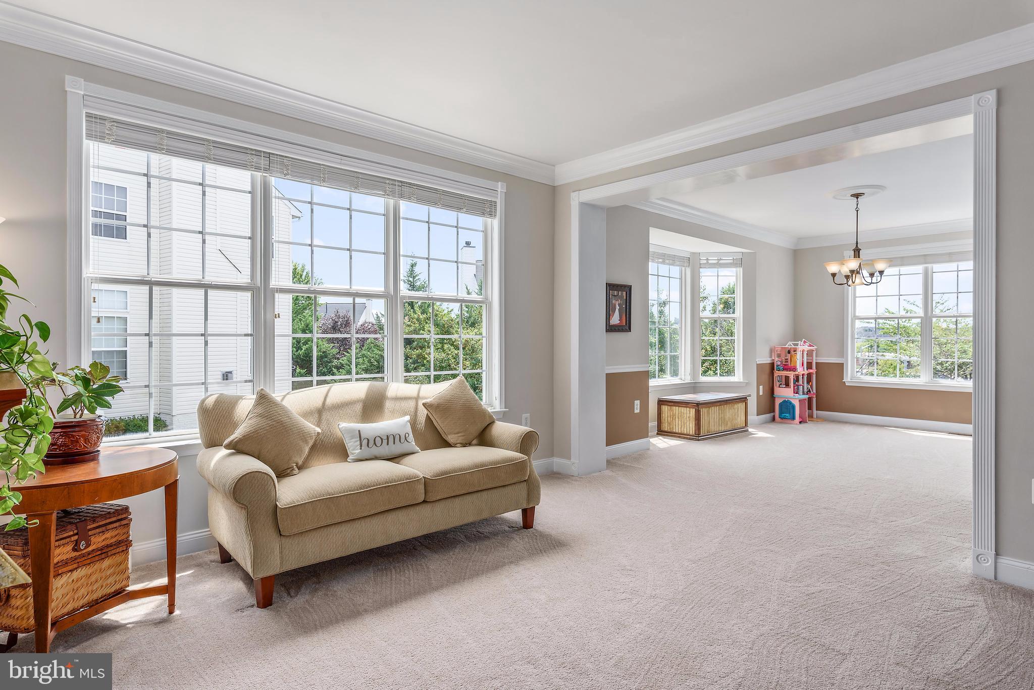 POTOMAC CROSSING - Residential