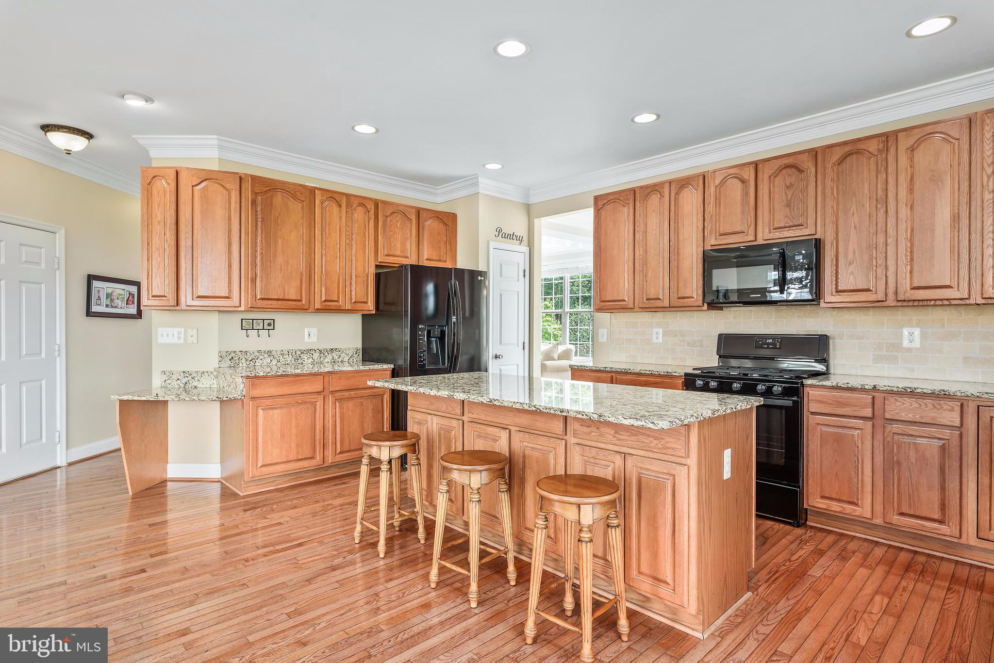 POTOMAC CROSSING - Residential