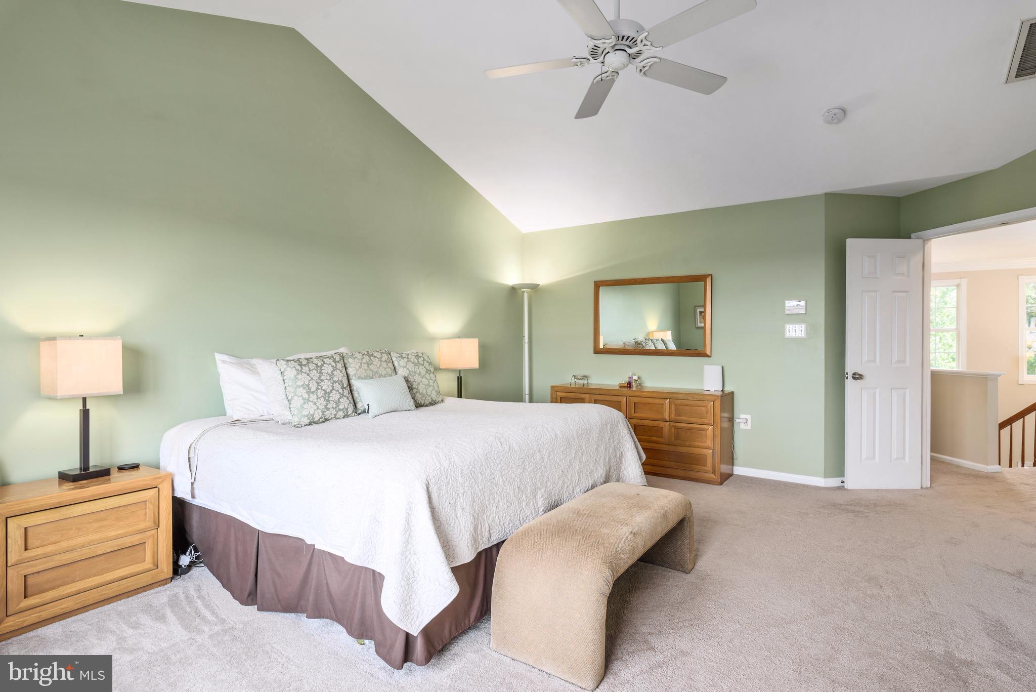 POTOMAC CROSSING - Residential