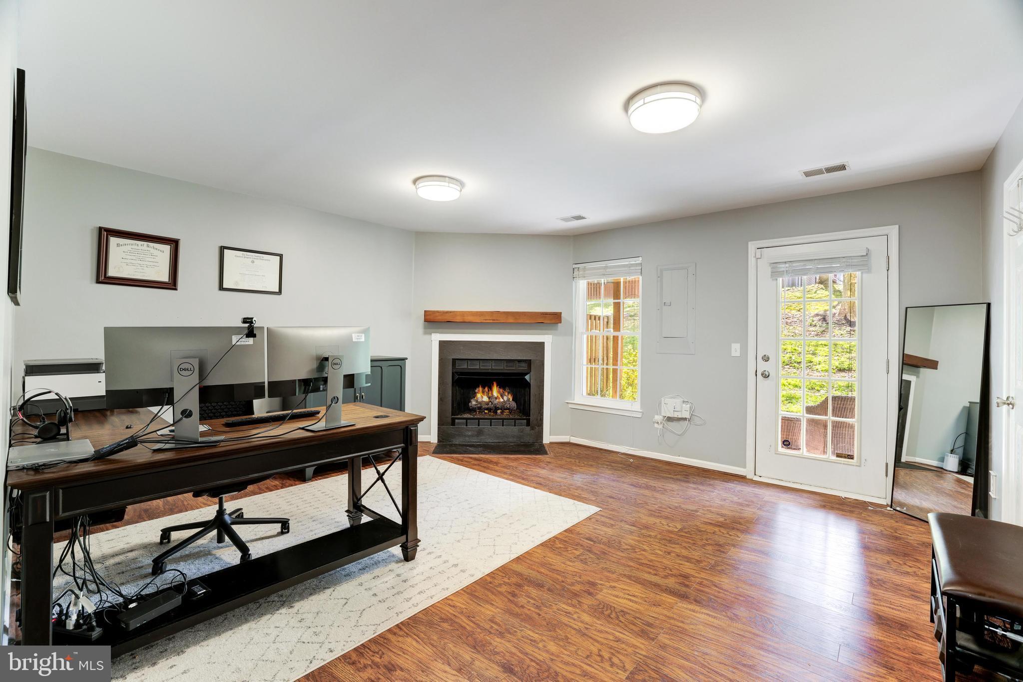 RIDGE TOP TERRACE - Residential