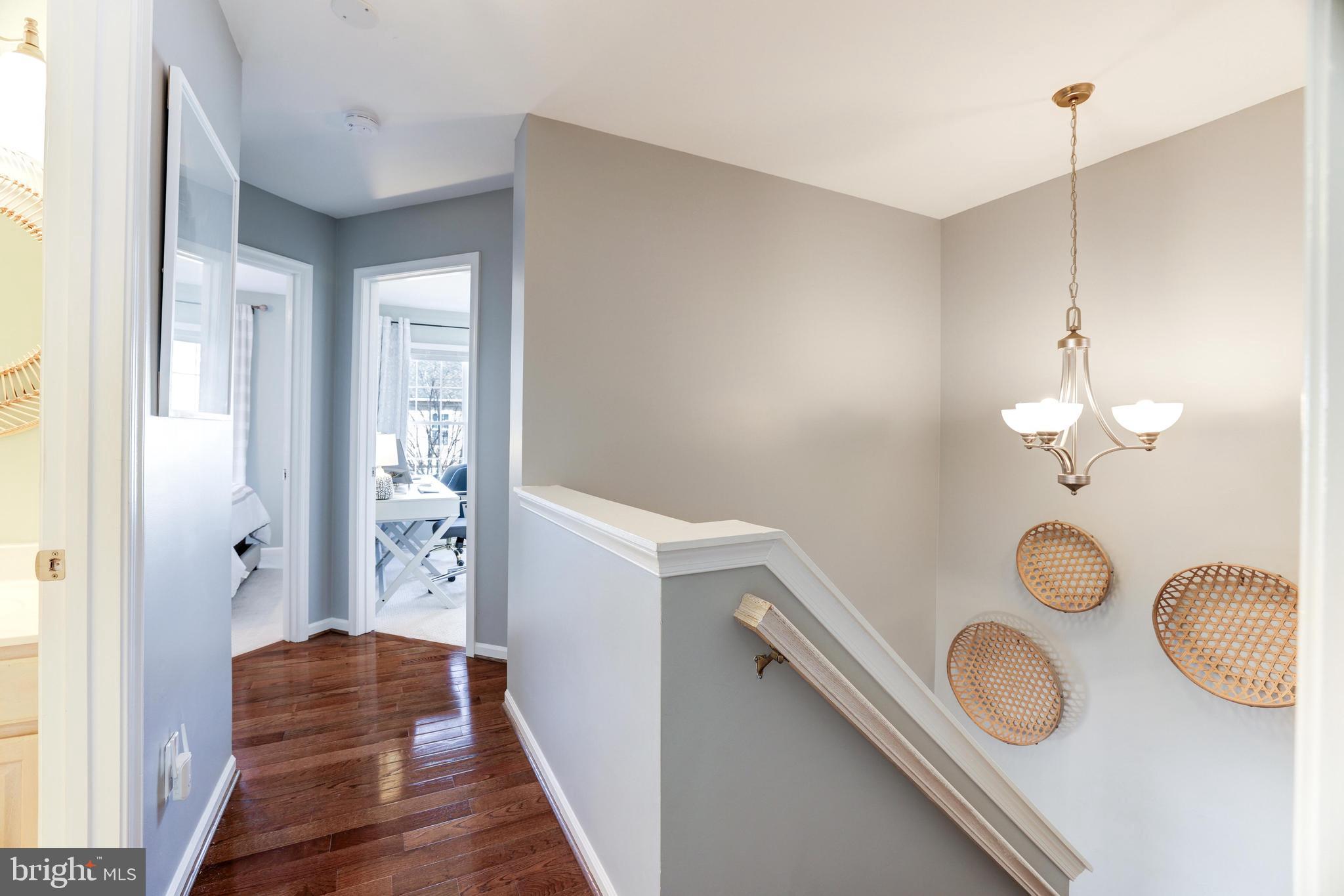 RIDGE TOP TERRACE - Residential