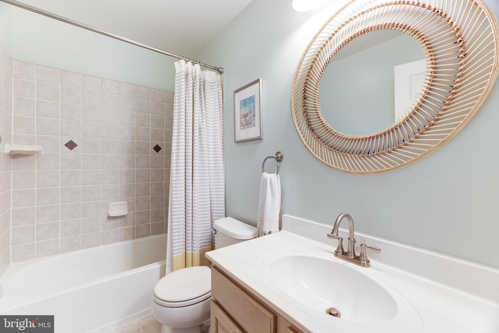 RIDGE TOP TERRACE - Residential