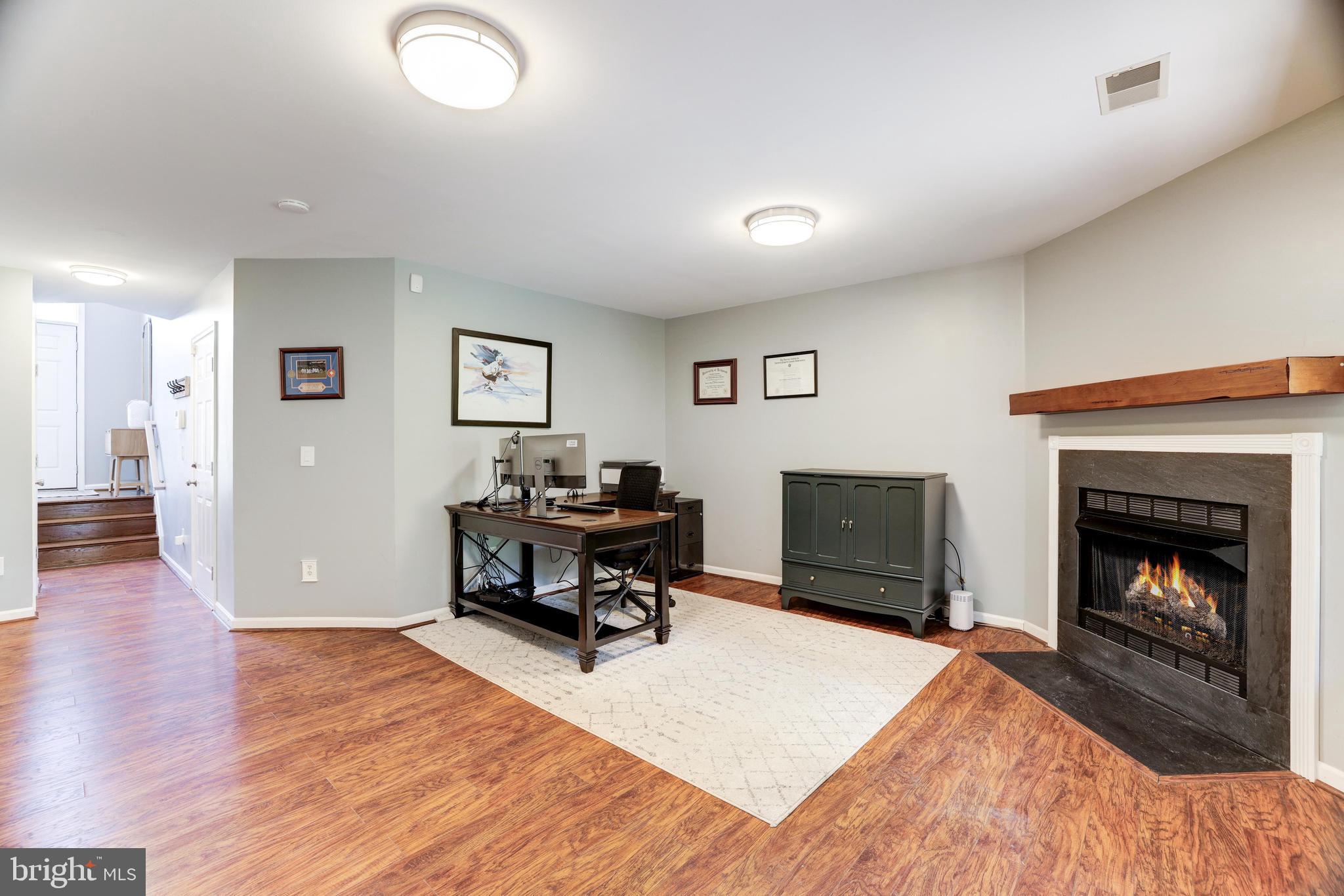 RIDGE TOP TERRACE - Residential