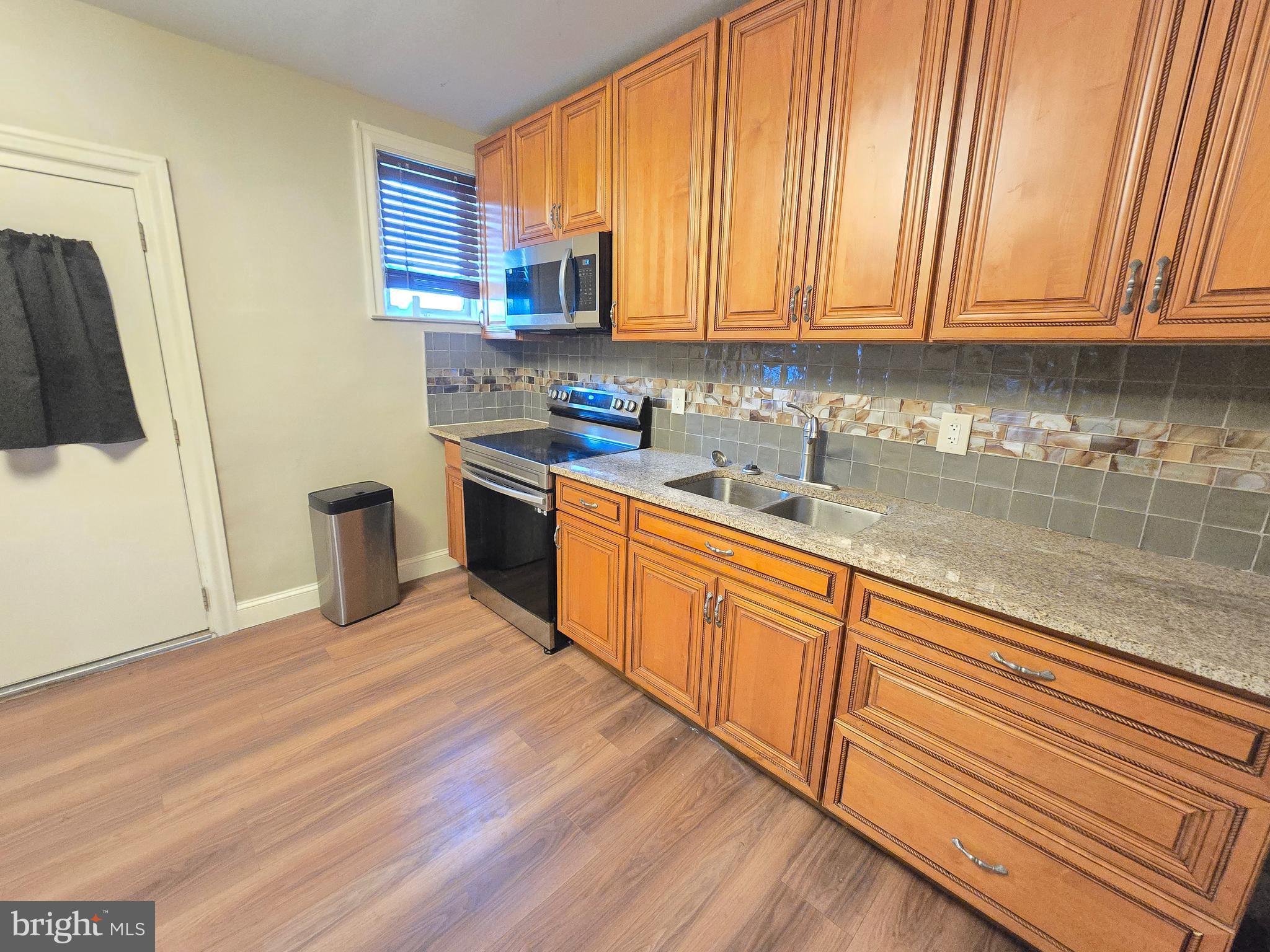 OVERBROOK - Residential Lease