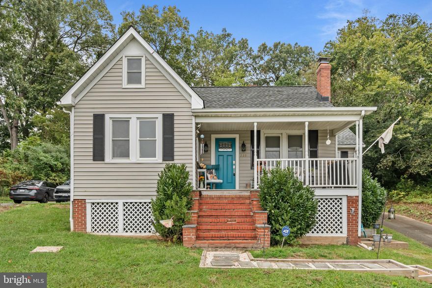 PRICE IMPROVEMENT- This sweet cape cod is tucked away in south Stafford county, a few miles from RT.1 and walking distance to the YMCA. The completely updated kitchen provides space for cooking or gathering and is the anchor of the home. The main level is shared by two bedrooms, a recently remodeled full bathroom, and a living room and dining room. The upper level is the NTC 3rd bedroom but can be used as a playroom, office, den; anything you want with the convenience of a half bathroom steps away. The lower level has a finished area that can be a craft room, add a projector and it would be a great movie room, or simply your own personal  you room! Outdoor features include a darling front porch with storage underneath, a relaxing back patio and an shed.  If you are looking for a home that is just the right size, in a great location, with no HOA, come check out 239 Butler Rd!