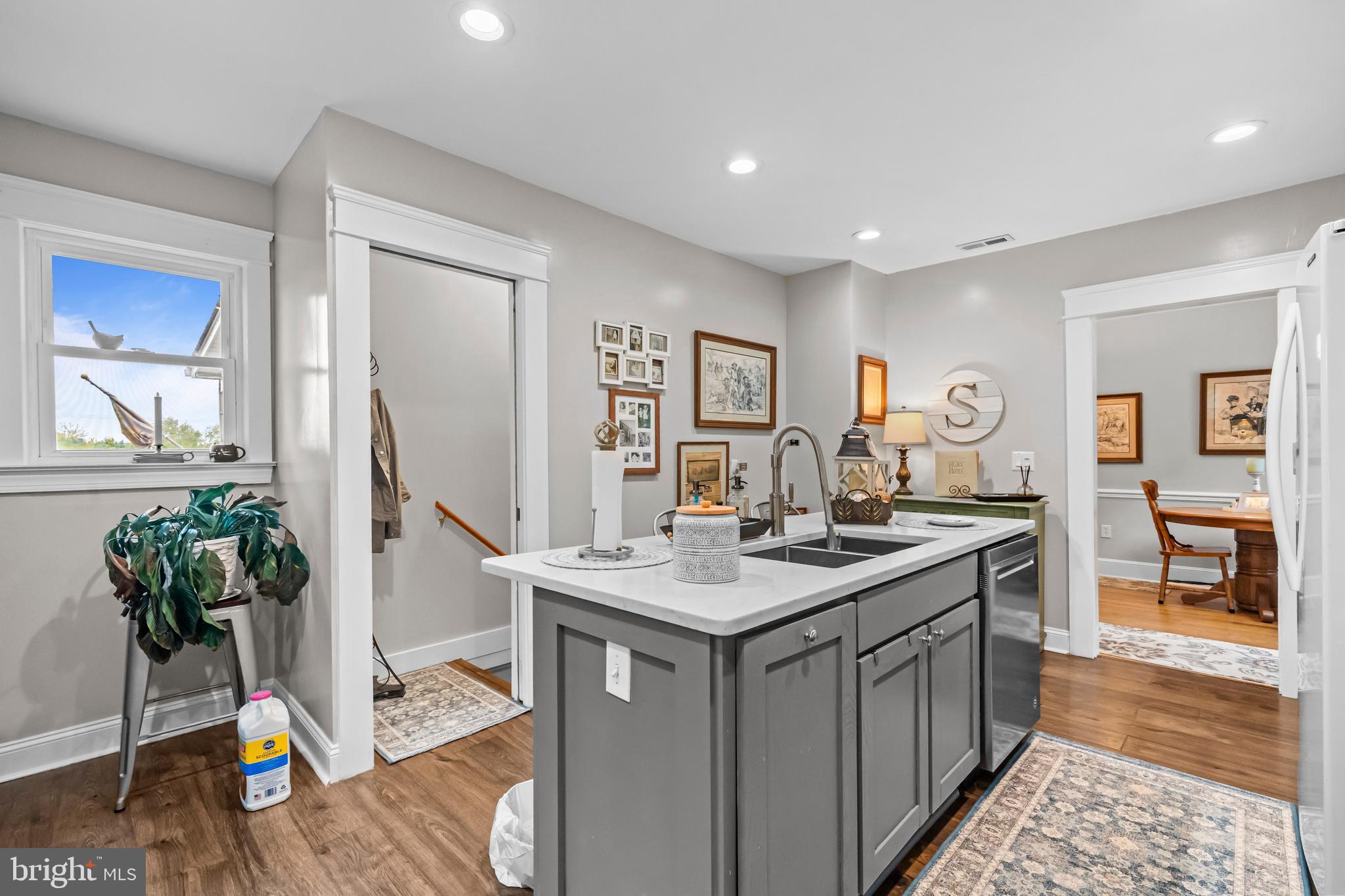 CLEARVIEW/CHATHAM HGTS - Residential