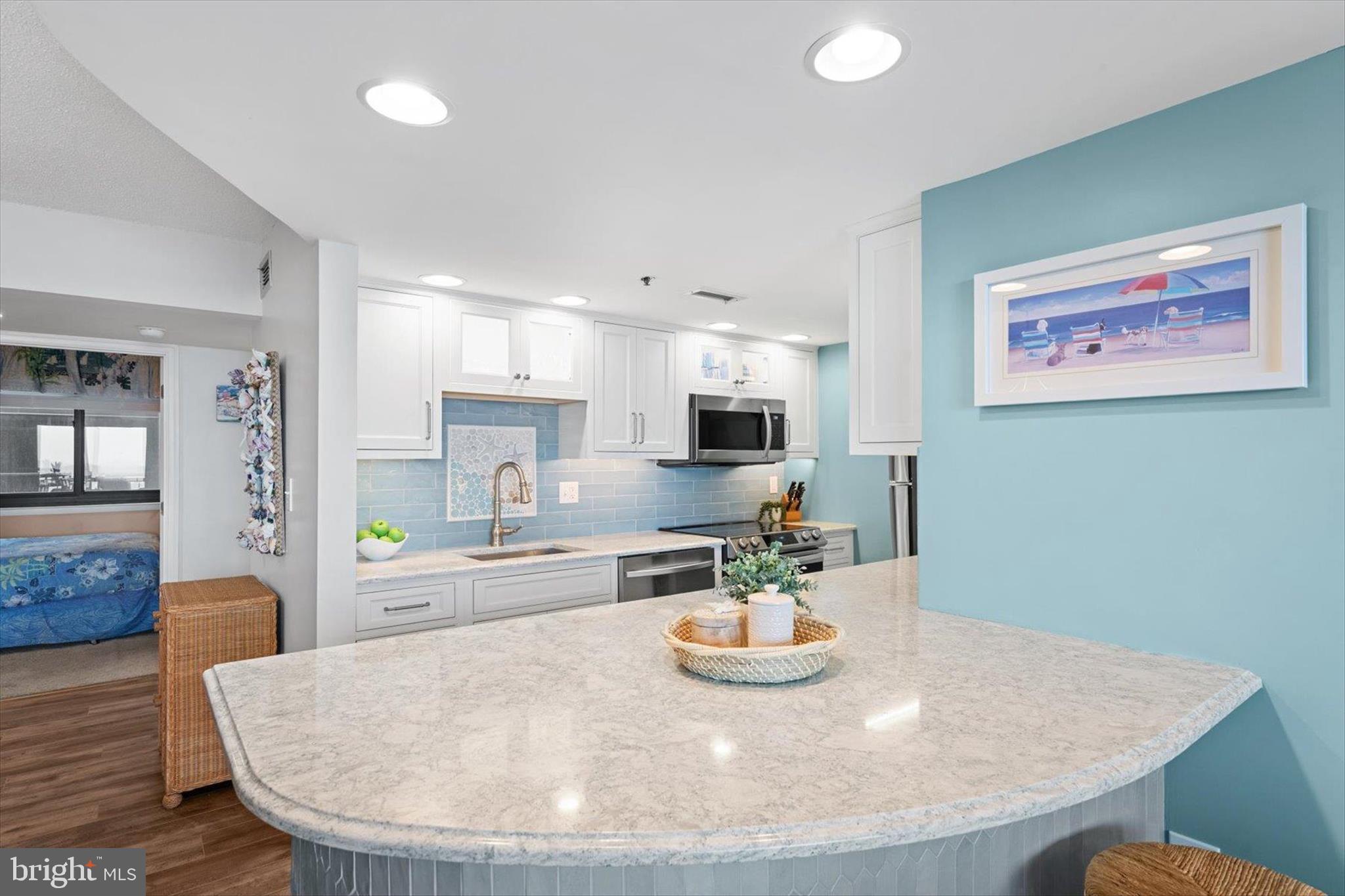 SEA COLONY EAST - Residential