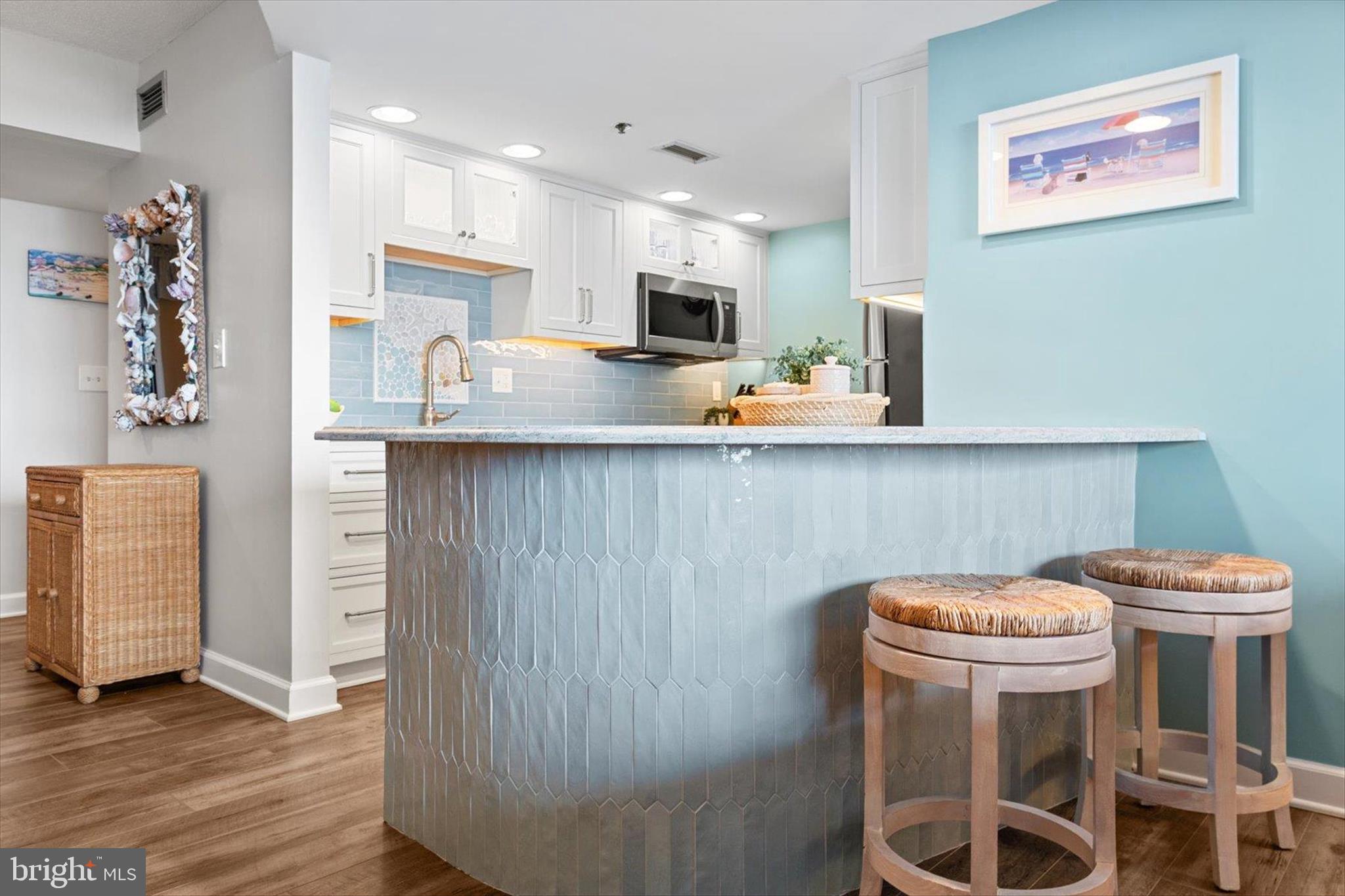 SEA COLONY EAST - Residential