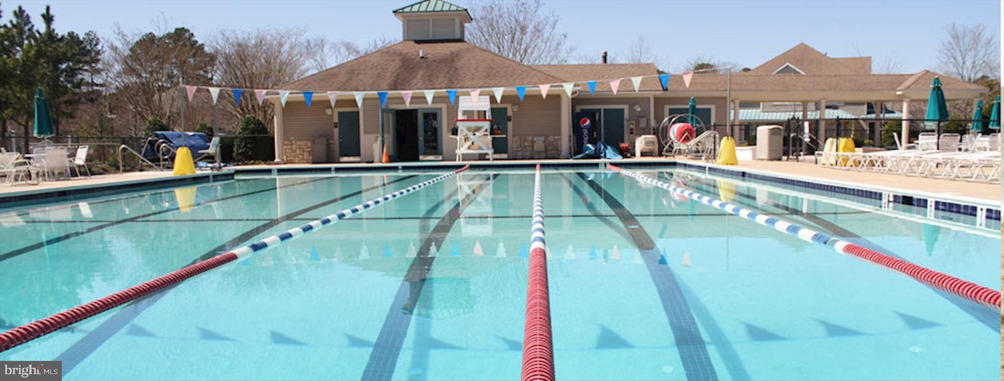 SEA COLONY EAST - Residential