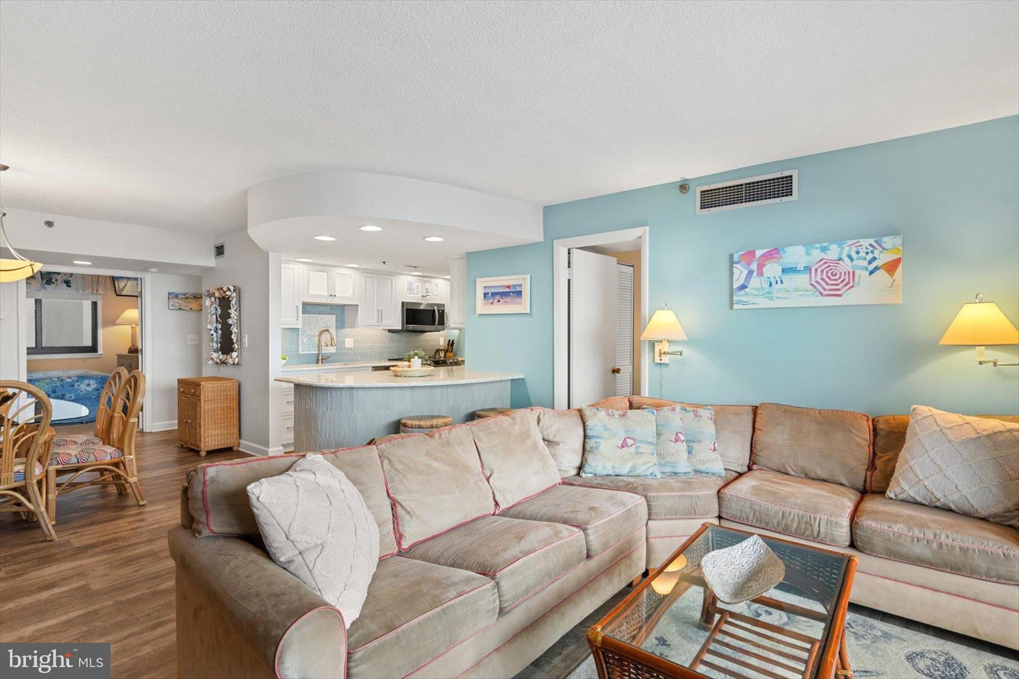 SEA COLONY EAST - Residential