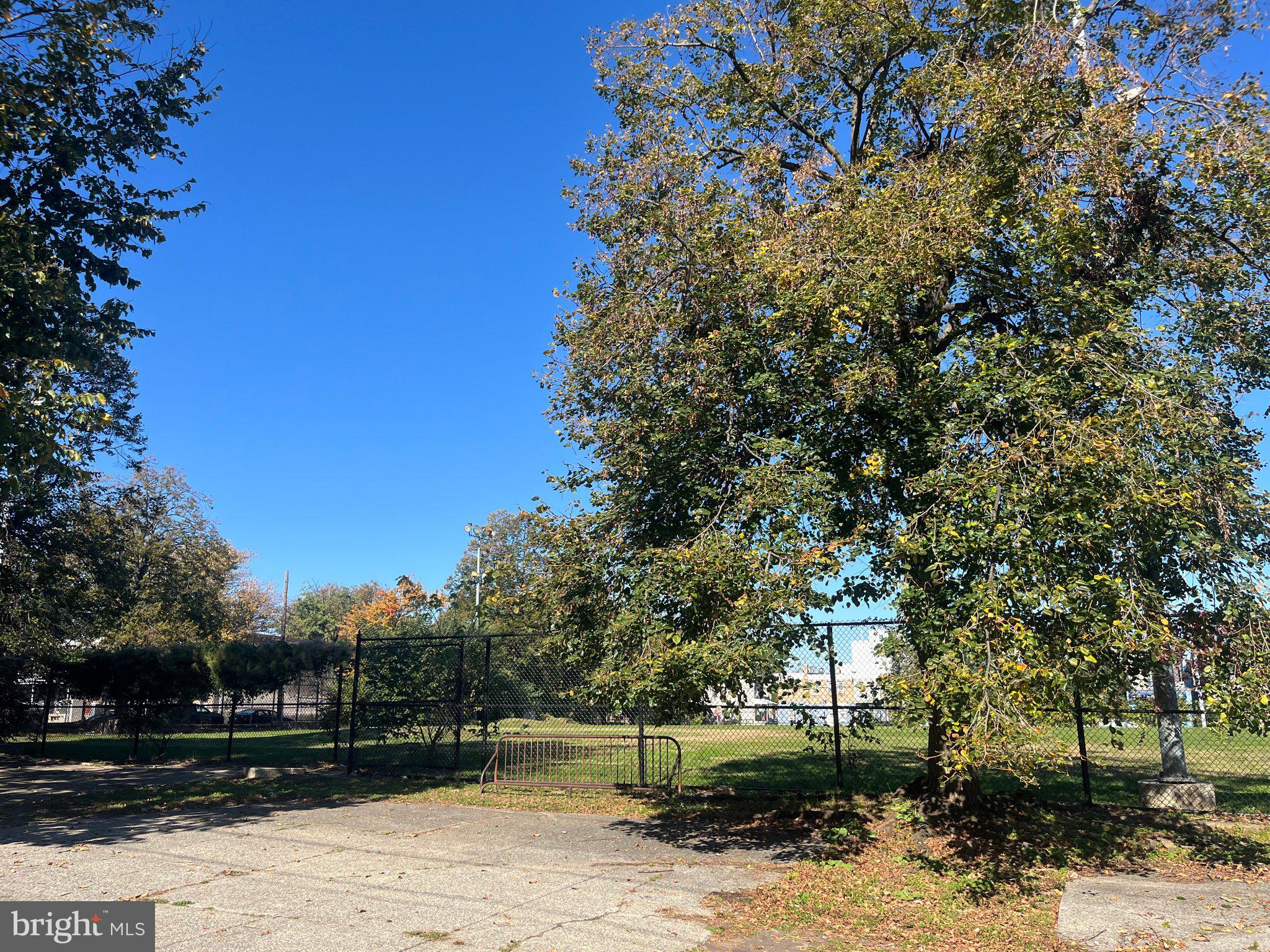 5118 OGDEN STREET