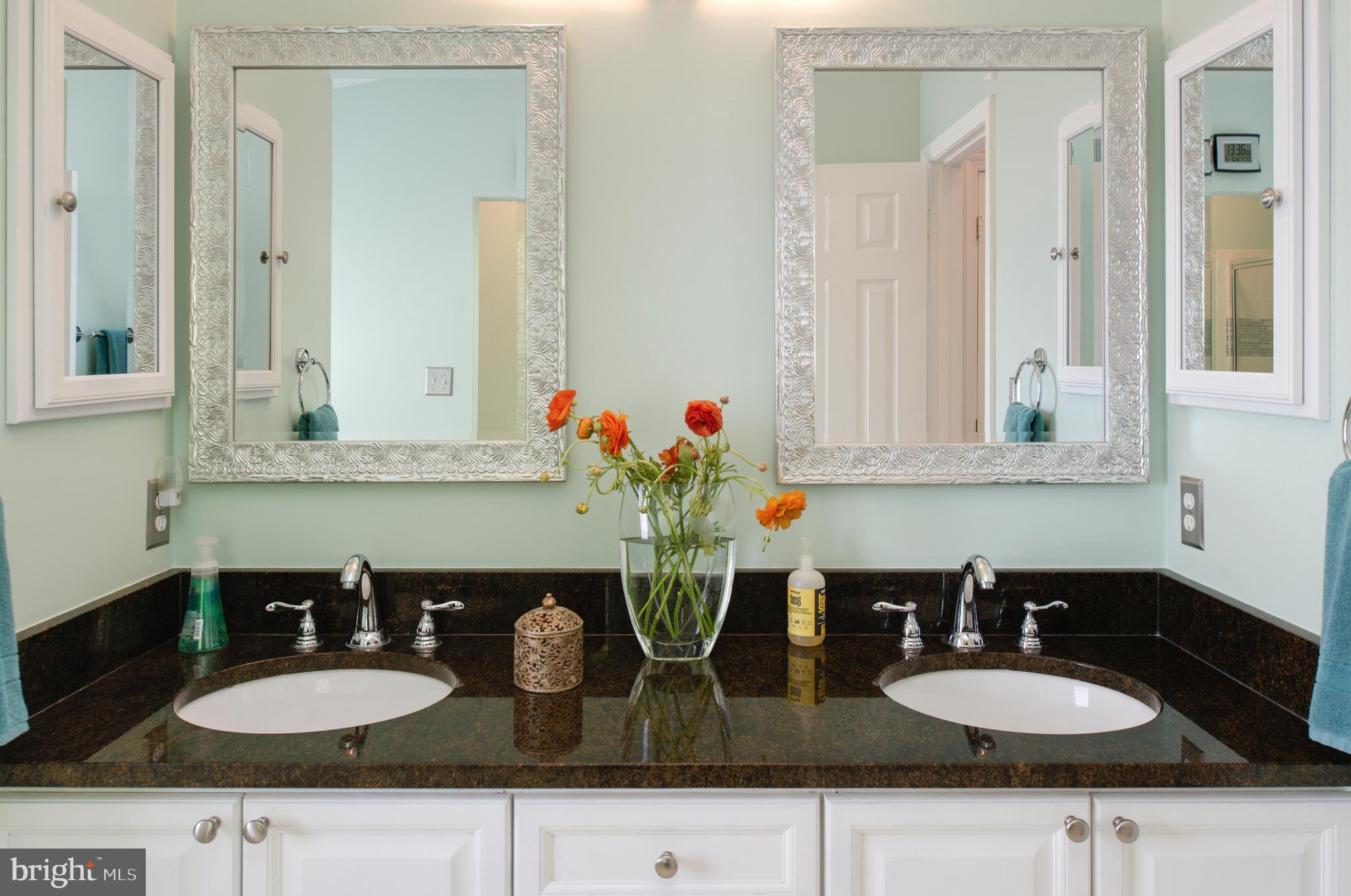 KINGSTOWNE - Residential