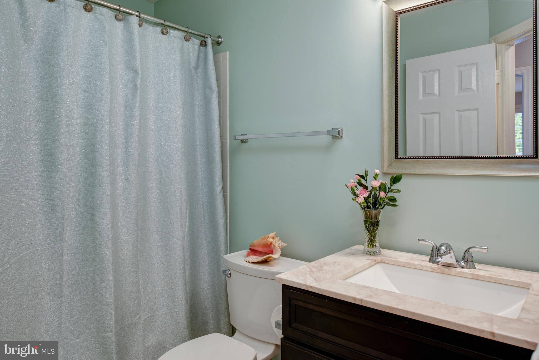 KINGSTOWNE - Residential