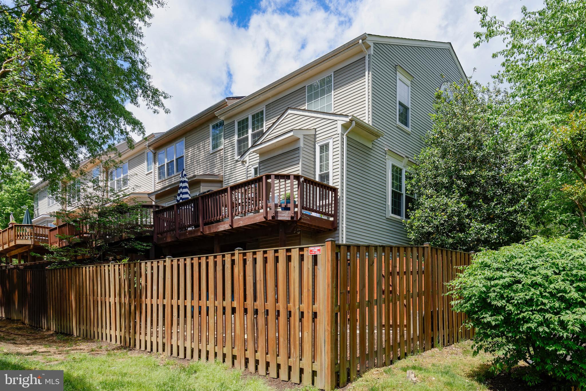 KINGSTOWNE - Residential