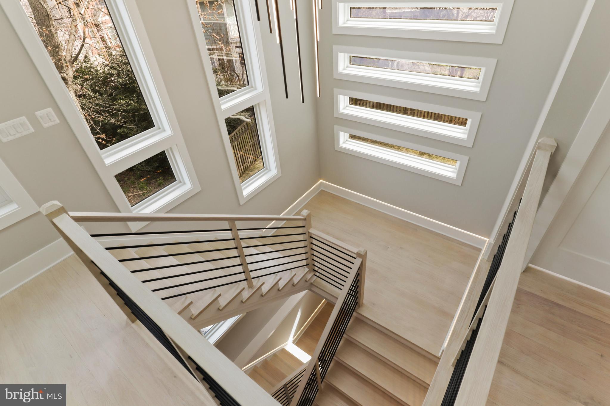 NORTH ARLINGTON - Residential