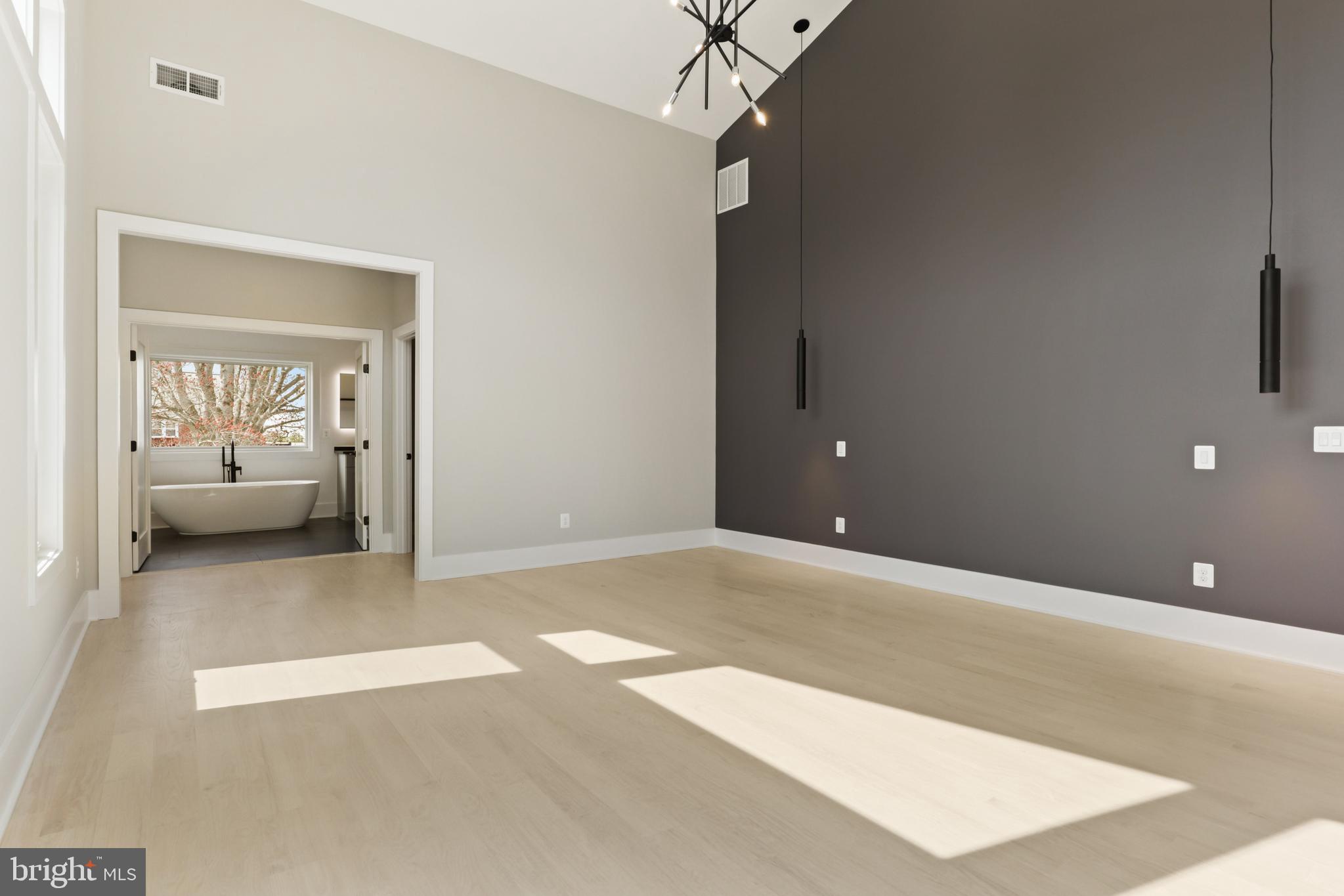 NORTH ARLINGTON - Residential