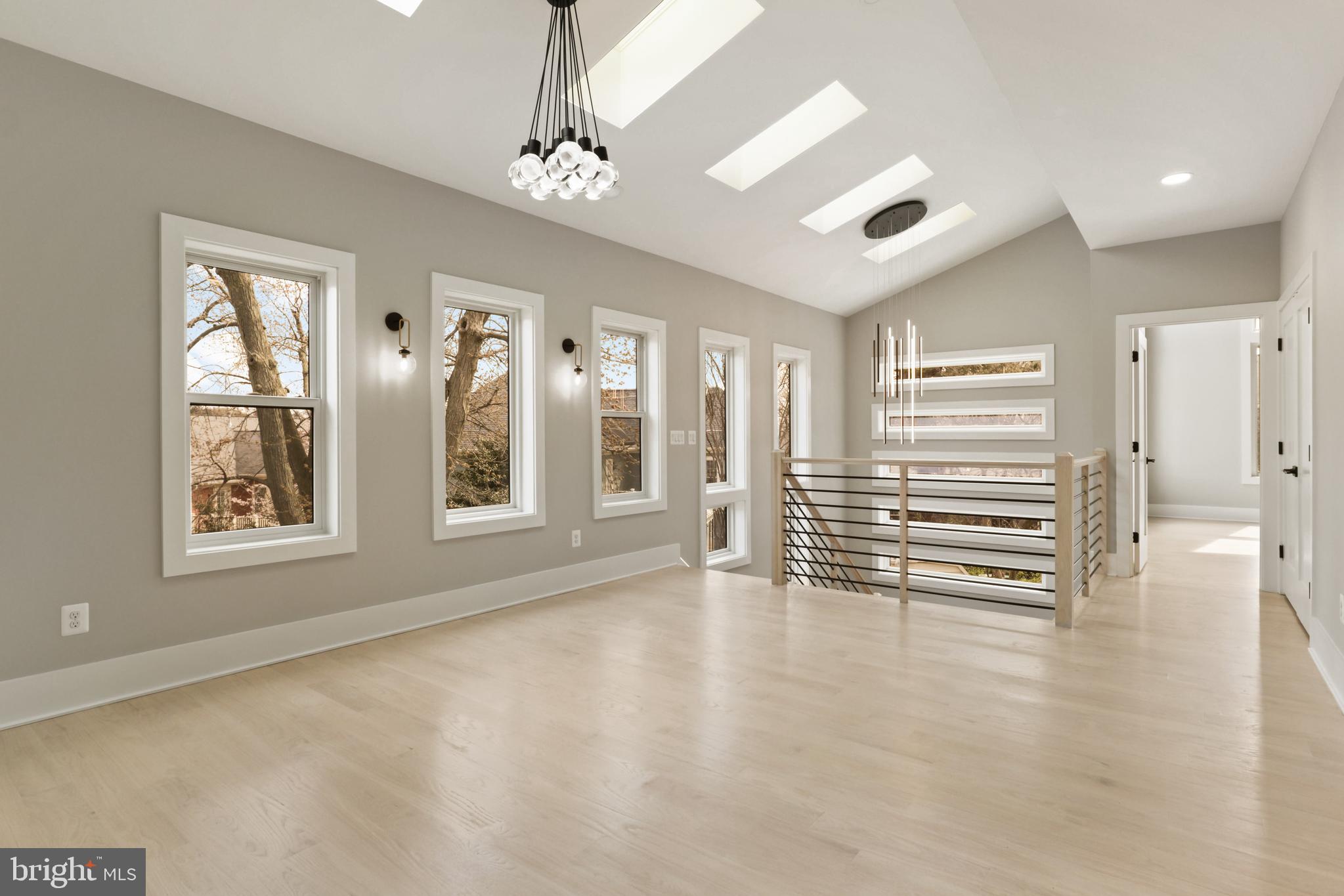 NORTH ARLINGTON - Residential