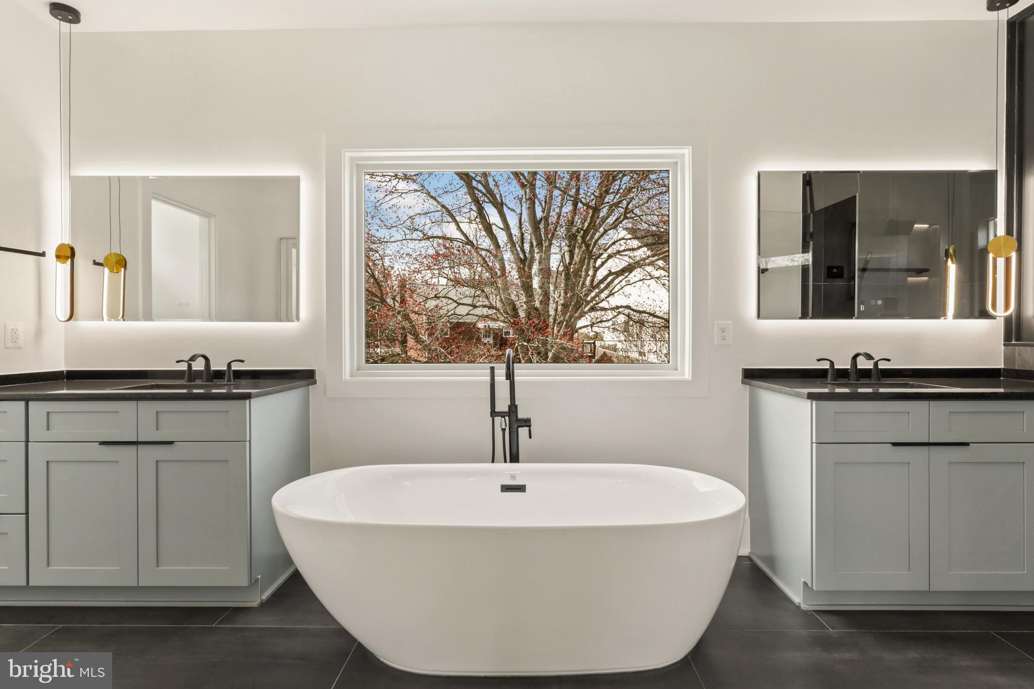 NORTH ARLINGTON - Residential