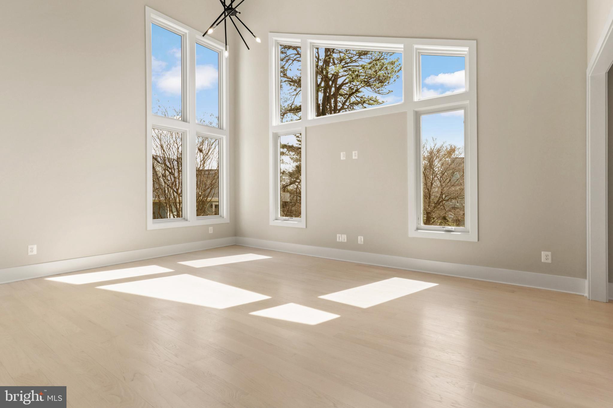 NORTH ARLINGTON - Residential