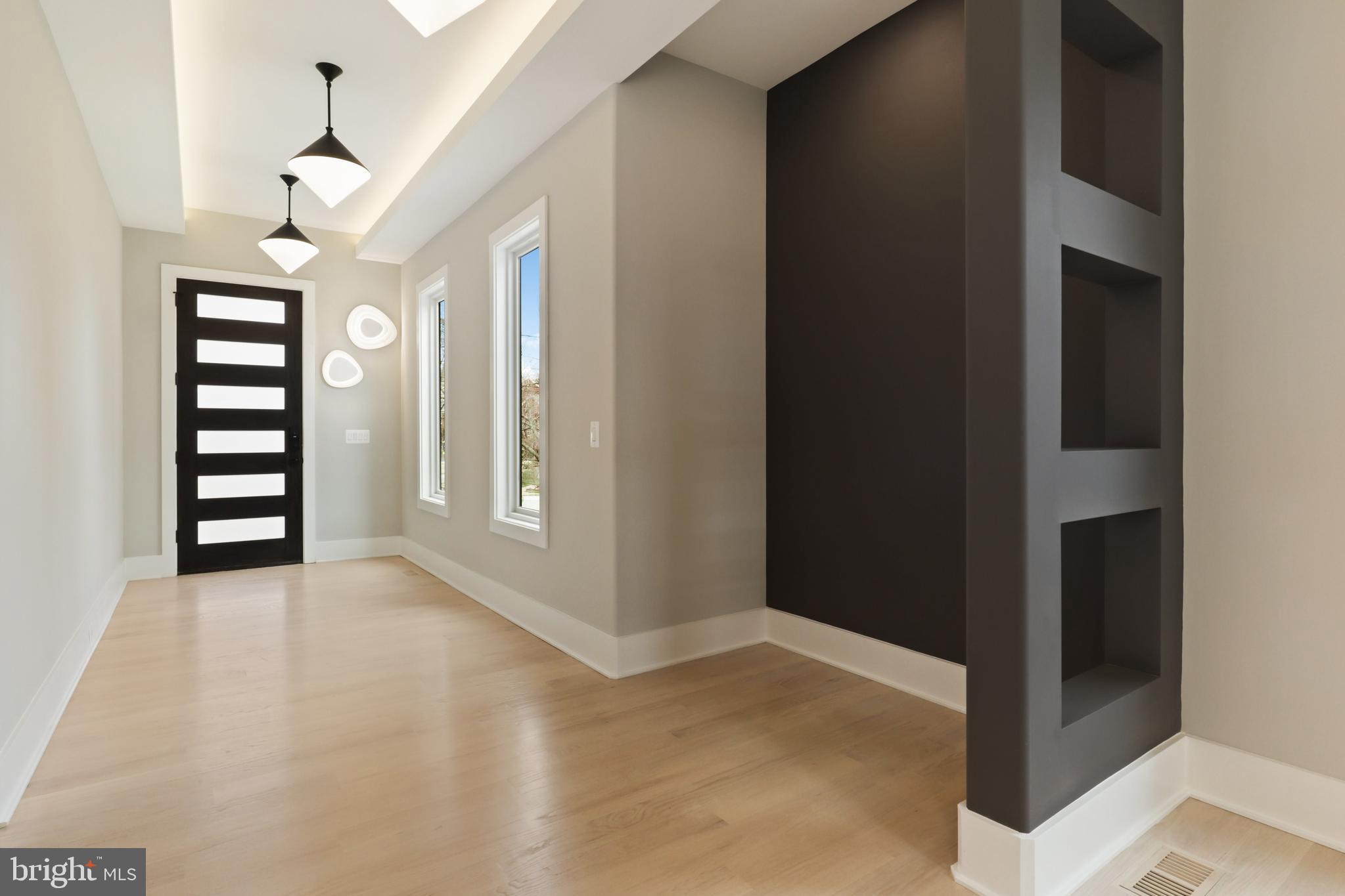 NORTH ARLINGTON - Residential