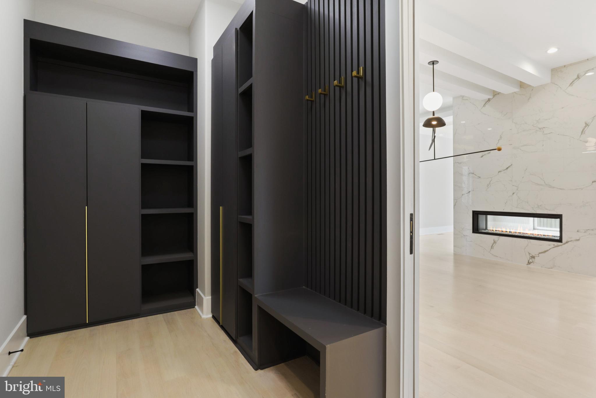 NORTH ARLINGTON - Residential