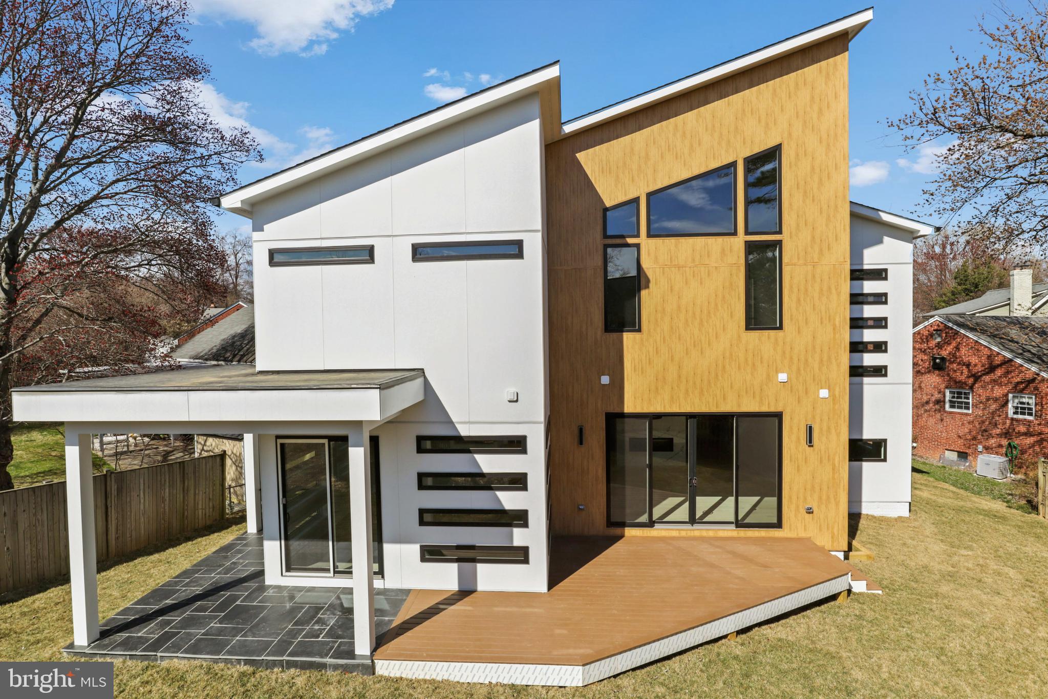 NORTH ARLINGTON - Residential