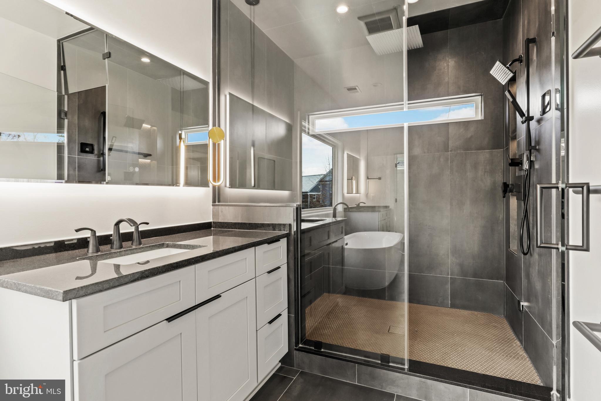 NORTH ARLINGTON - Residential