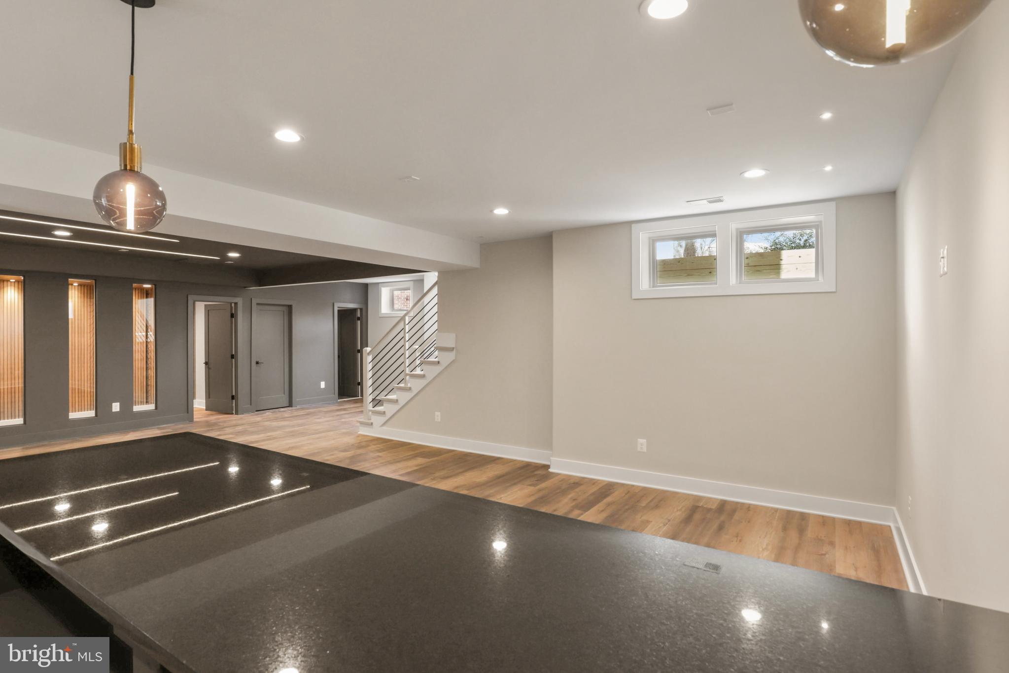 NORTH ARLINGTON - Residential