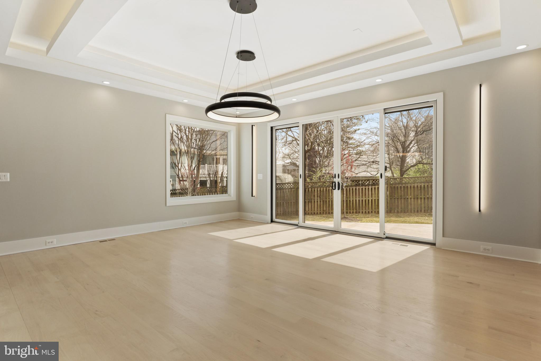 NORTH ARLINGTON - Residential