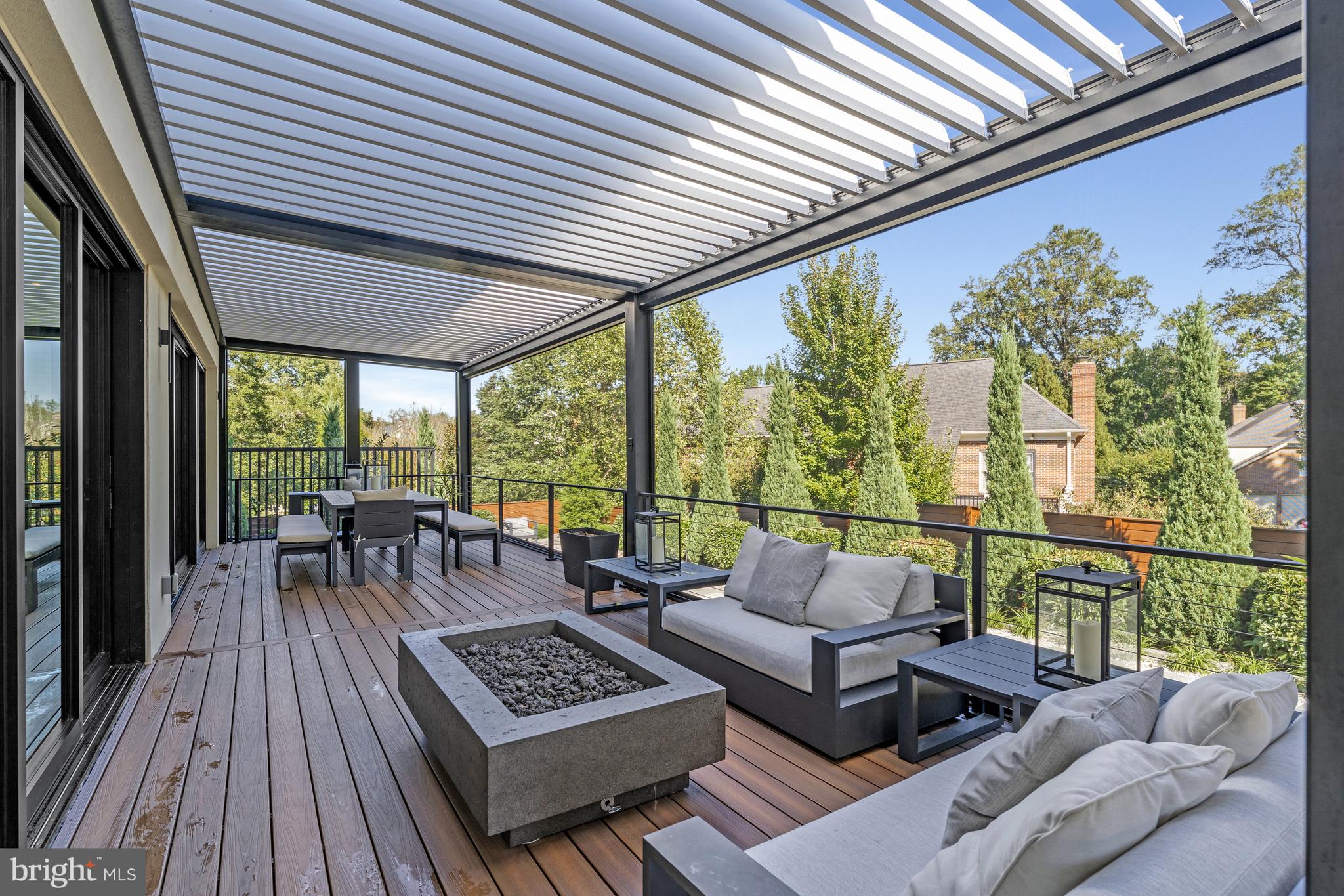 BROOKHAVEN - Residential