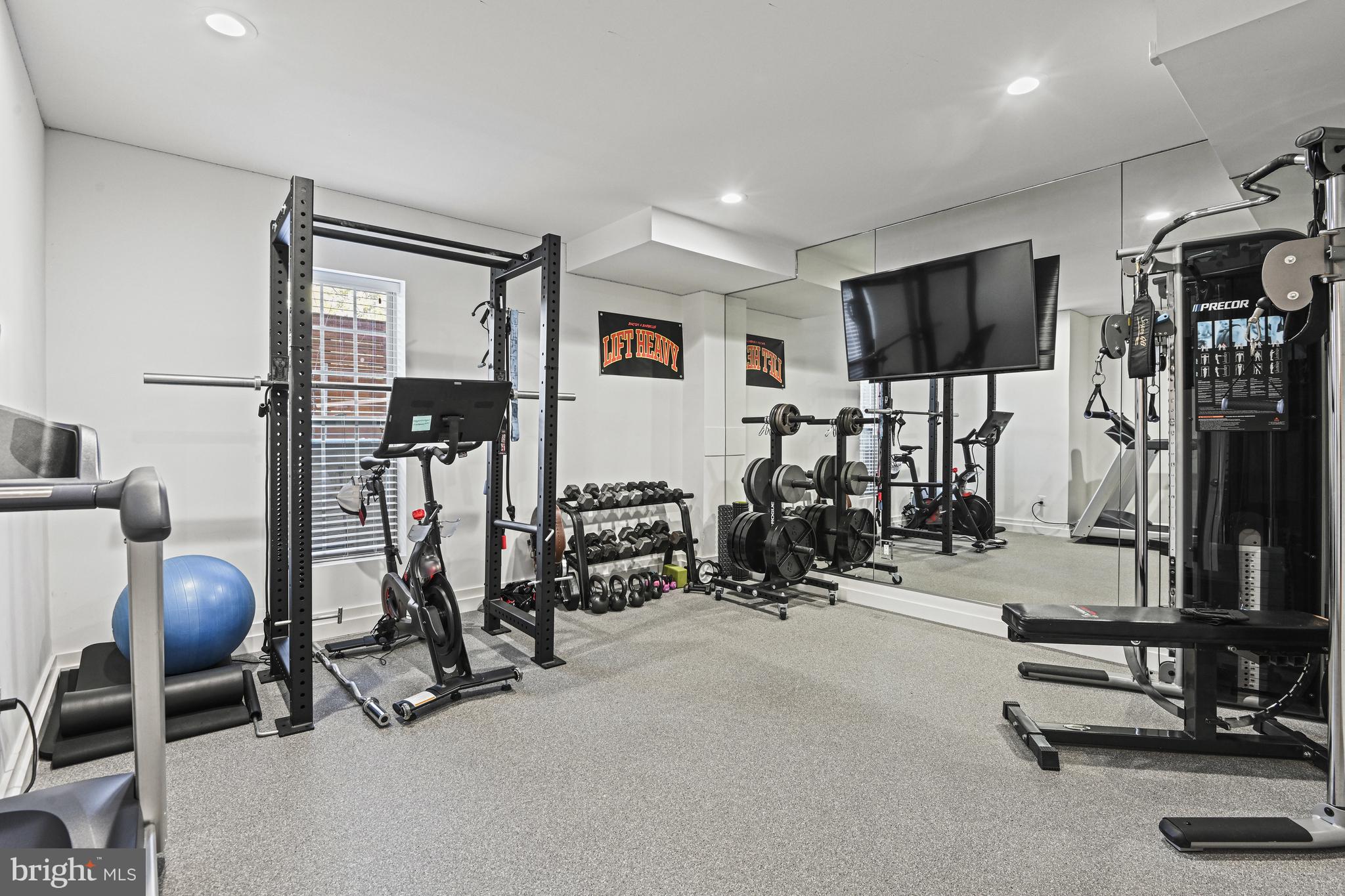 BROOKHAVEN - Residential