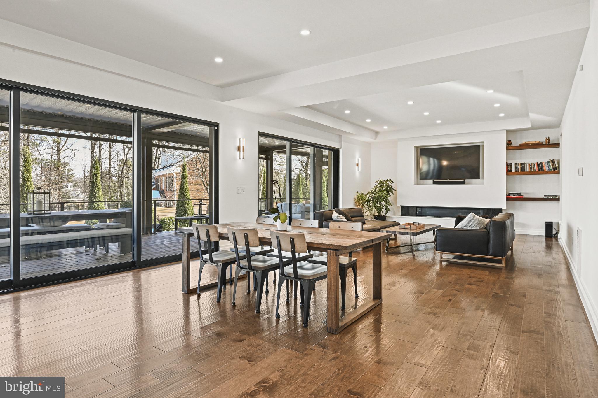 BROOKHAVEN - Residential