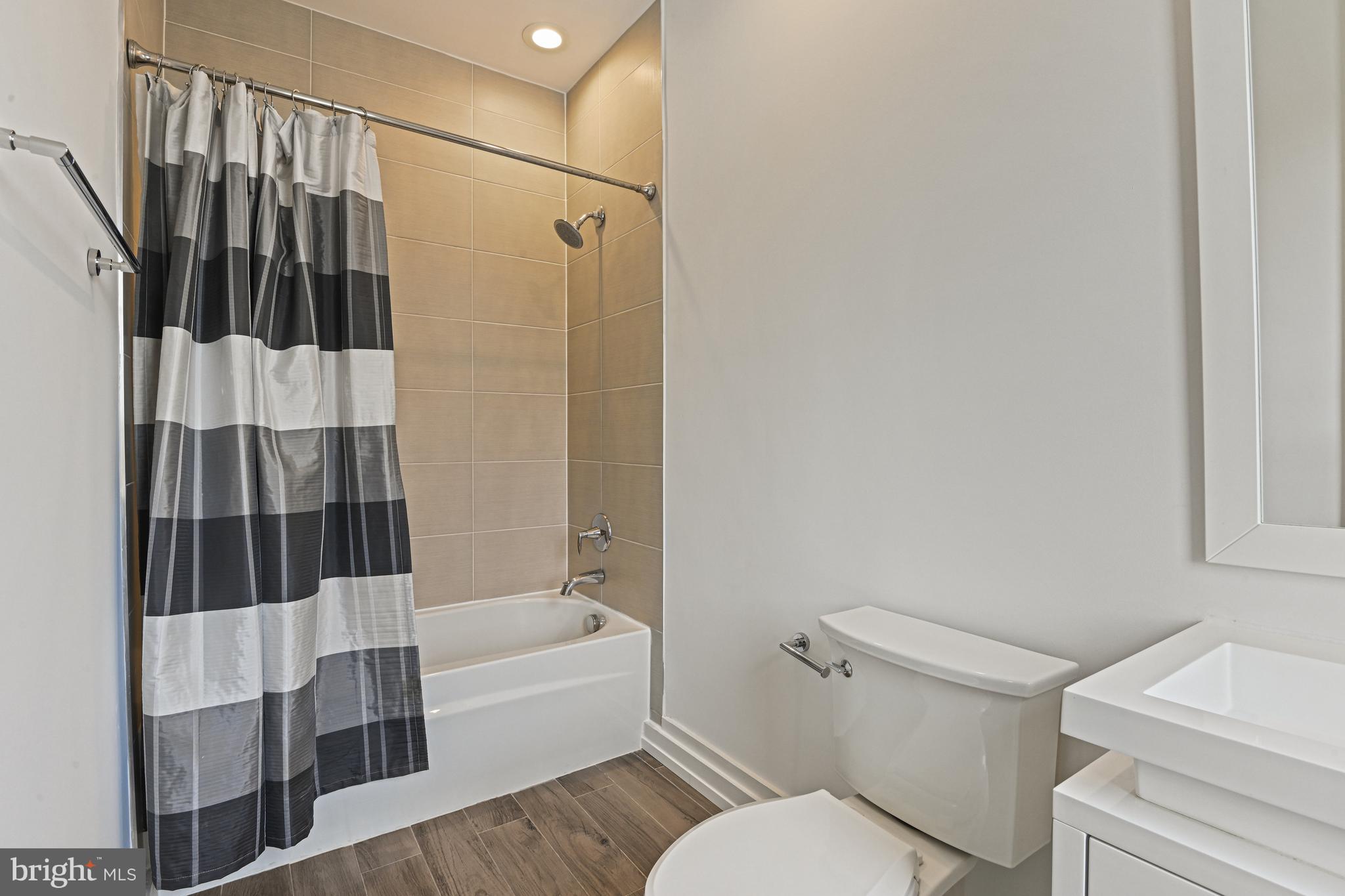 BROOKHAVEN - Residential