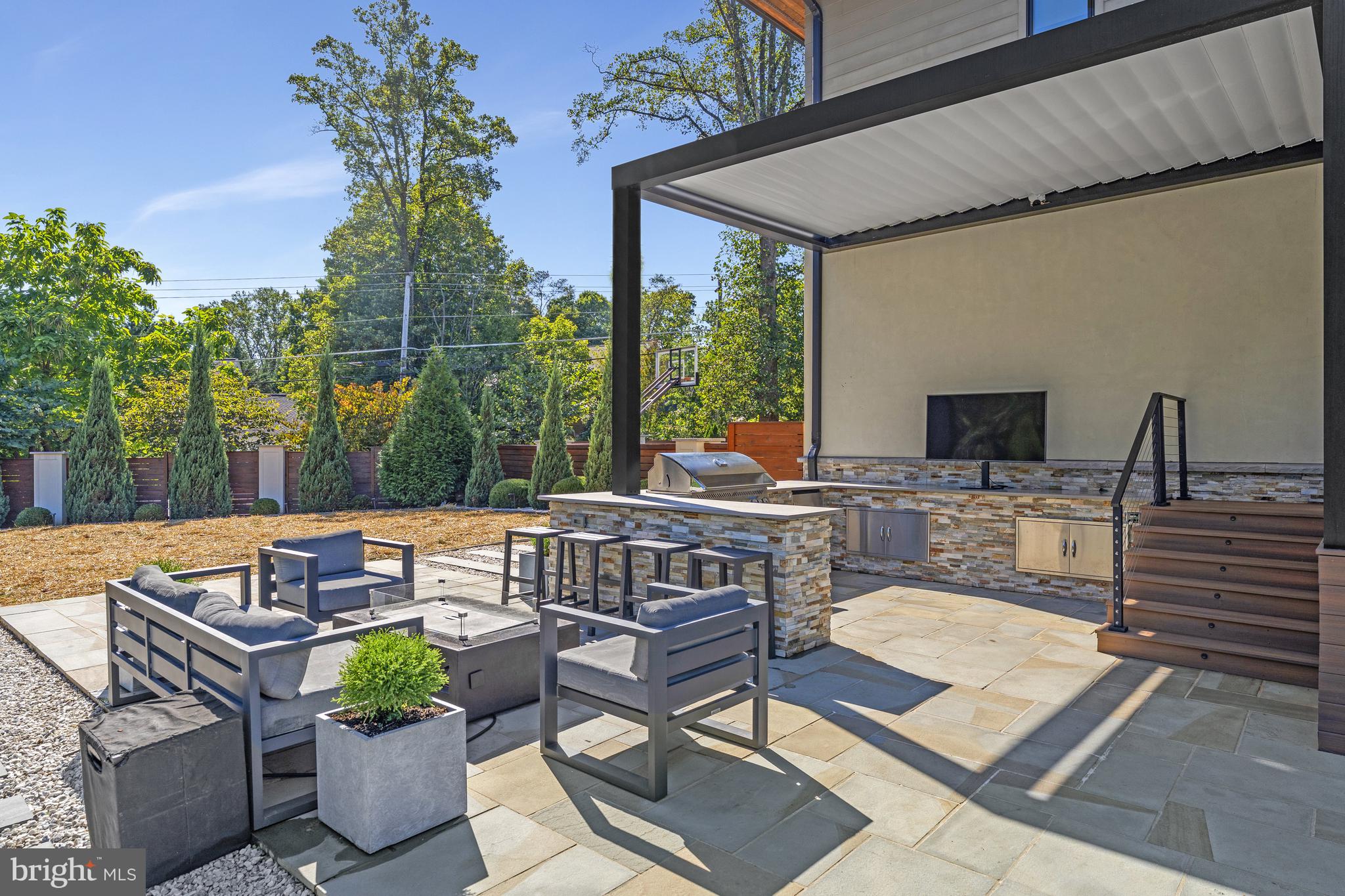 BROOKHAVEN - Residential