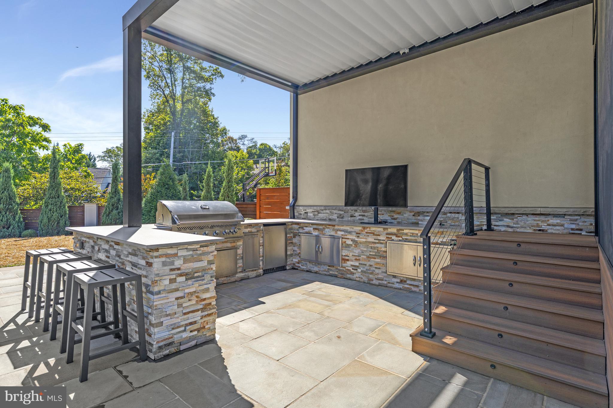 BROOKHAVEN - Residential