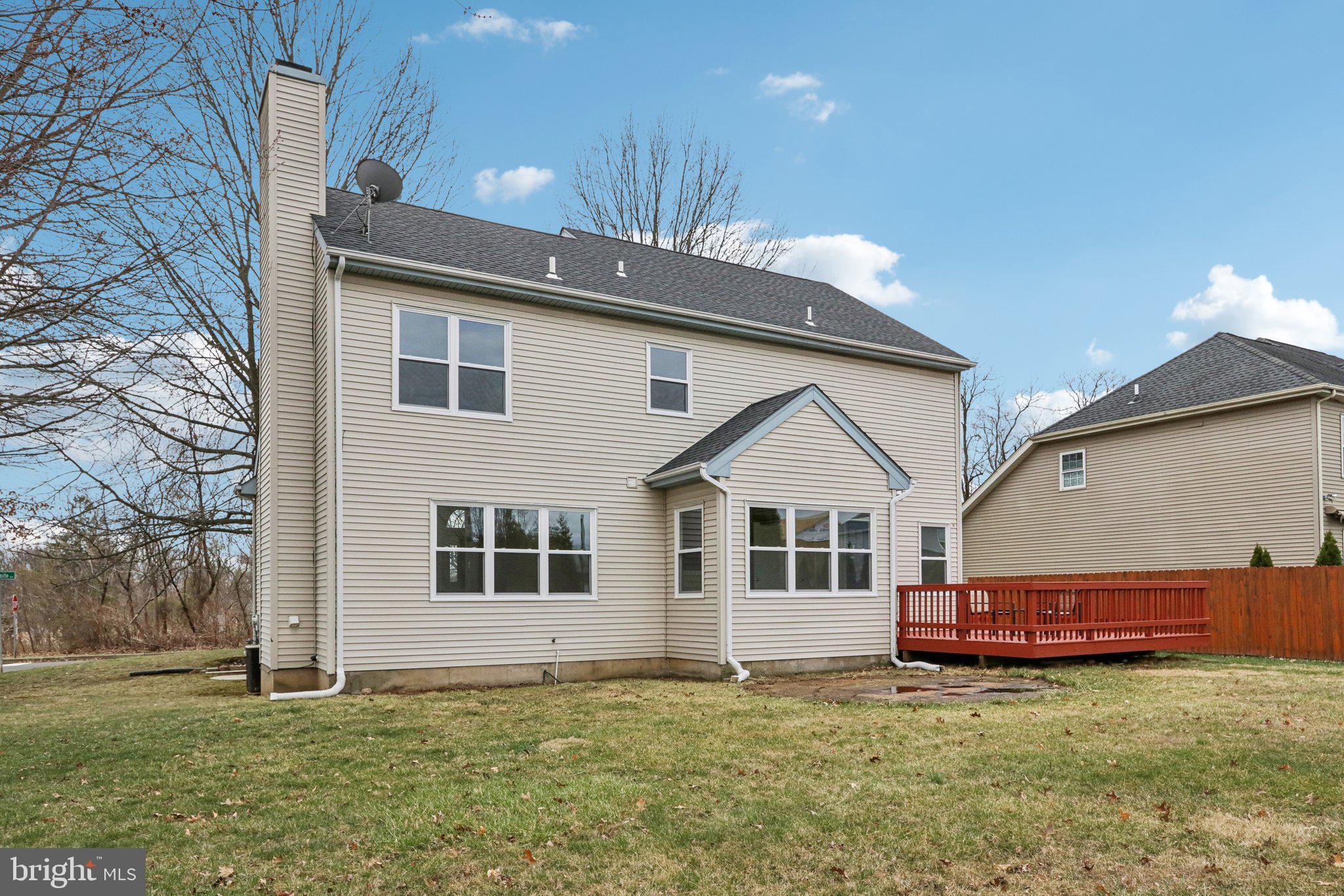 IDLEWOOD - Residential