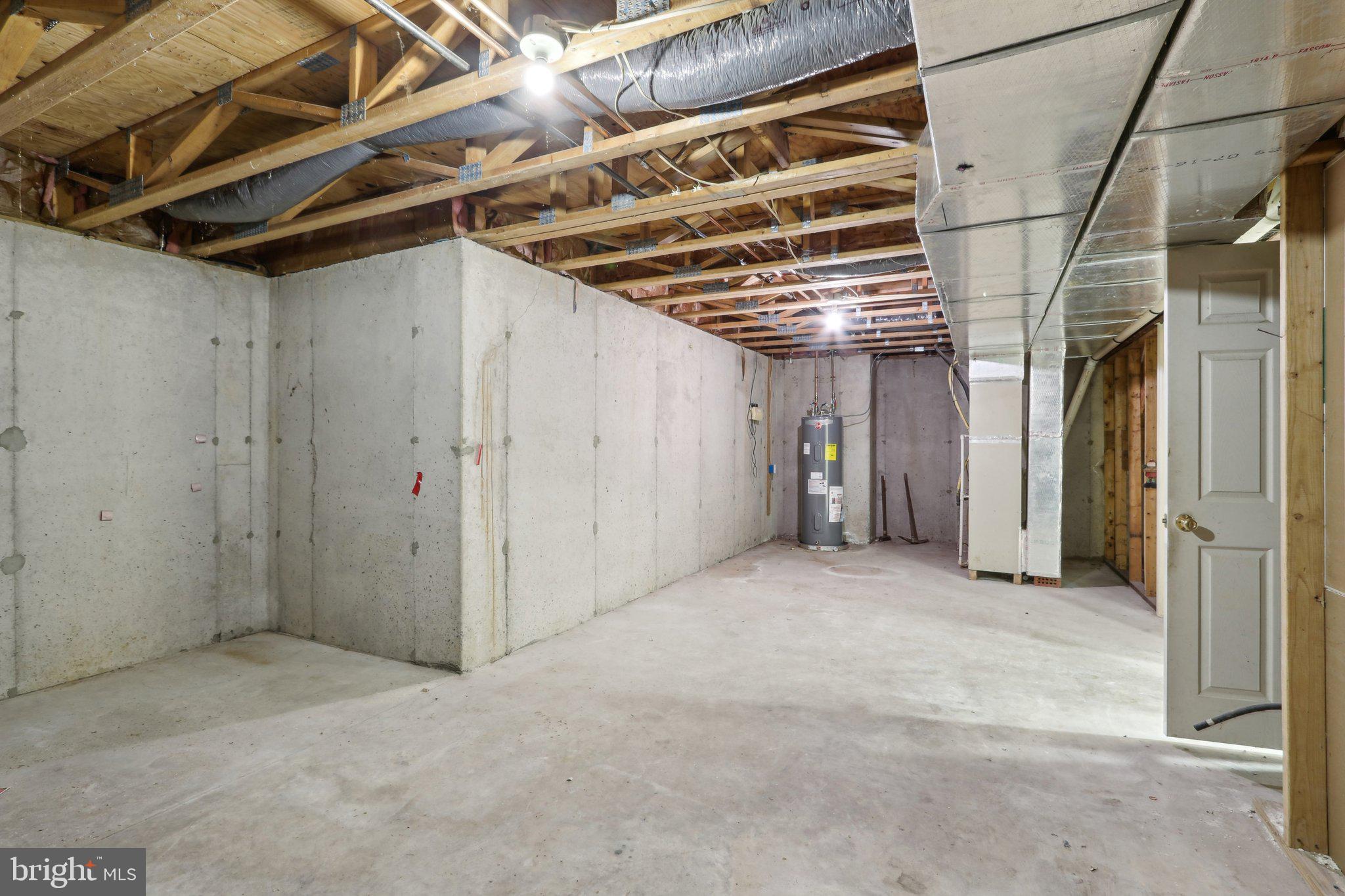 IDLEWOOD - Residential