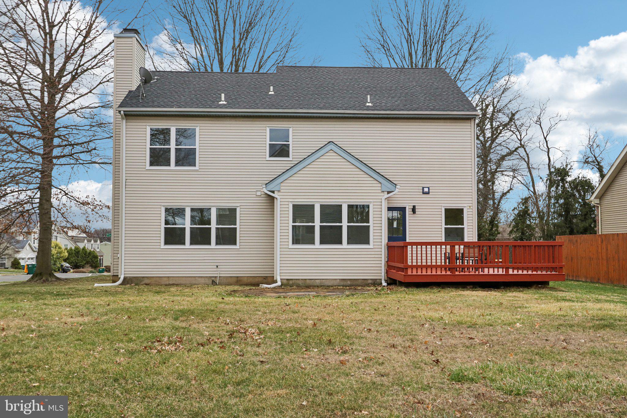 IDLEWOOD - Residential