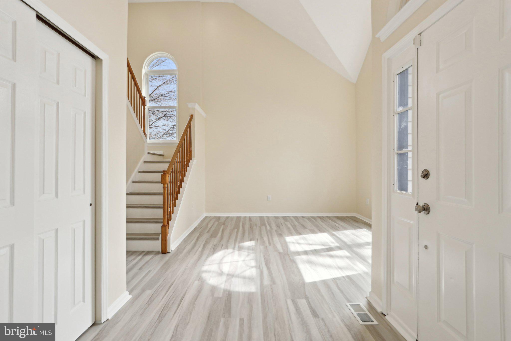 IDLEWOOD - Residential